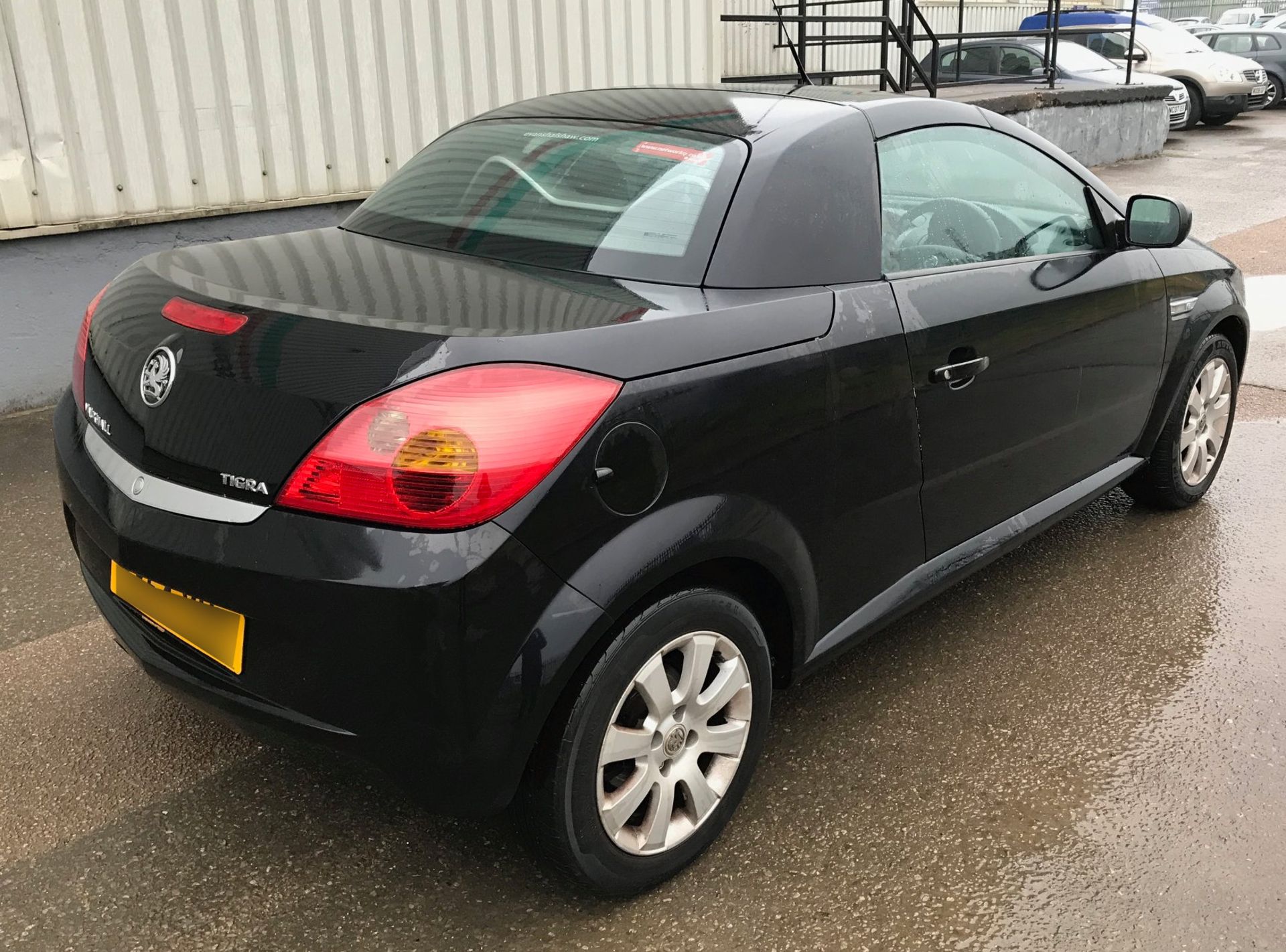 2005 Vauxhall Tigra 1.4 2Dr Convertible - CL505 - NO VAT ON THE HAMMER - Location: Corby, - Image 2 of 13