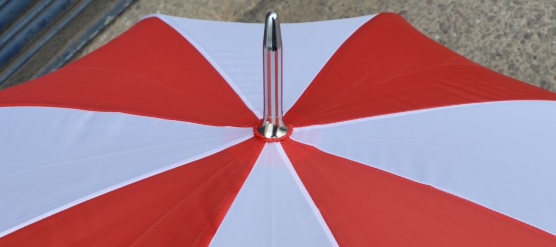 24 x Proline Golf Umbrellas - Colour: Red And White - Brand New Sealed Stock - Dimensions: Length - Image 5 of 5