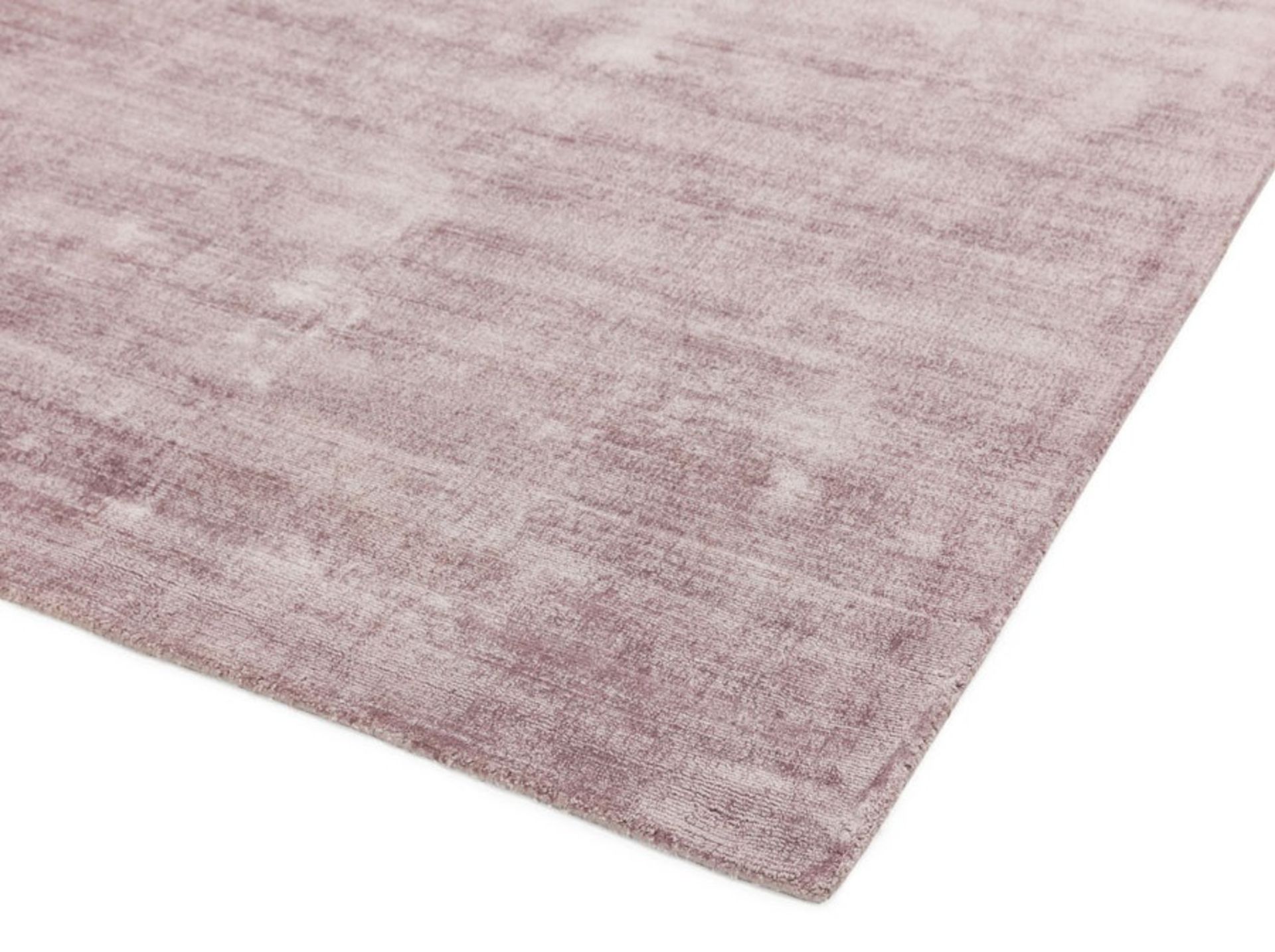 1 x Blade Plain Rugs in Heather Pink - Silky Viscose Pile - Dimensions: 120 x 170cm - New/Sealed - Image 3 of 5