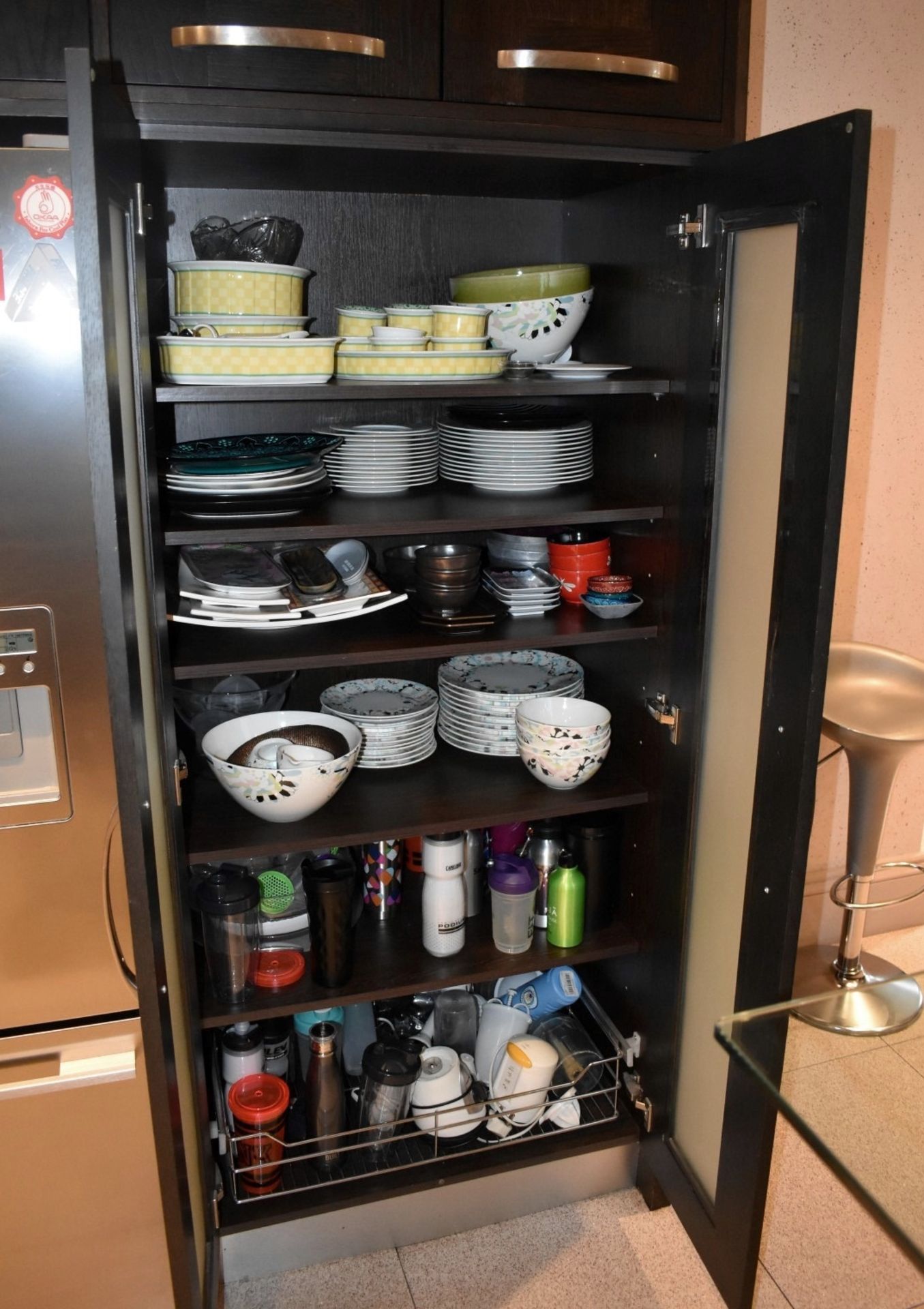 1 x Siematic Fitted Kitchen With Integrated Miele Appliances And Breakfast Island - Used In Good Ove - Image 21 of 70