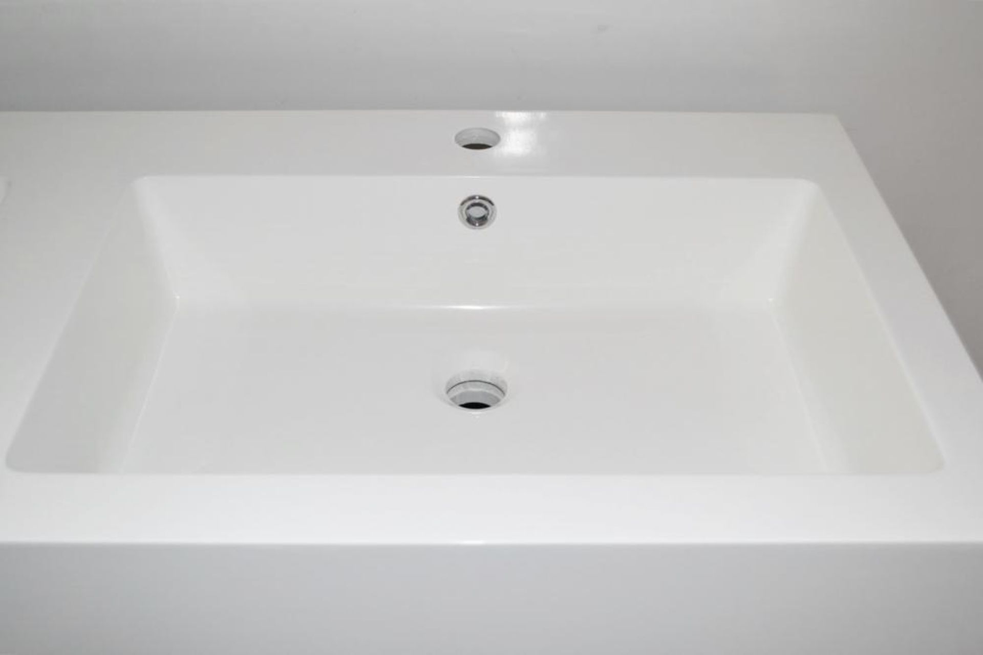 1 x Gloss White 1200mm 4-Door Double Basin Freestanding Bathroom Cabinet - New & Boxed Stock - CL307 - Image 9 of 11