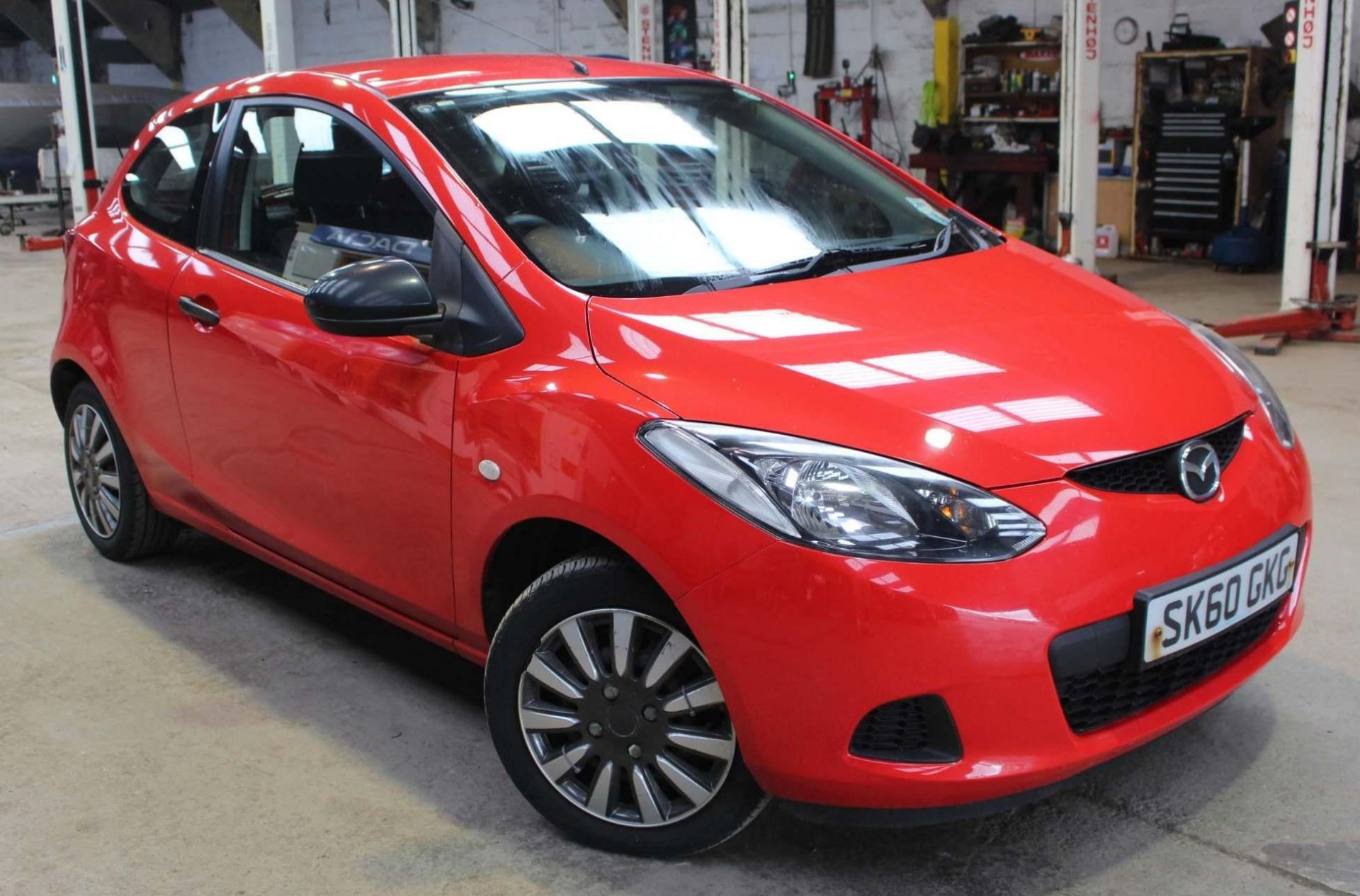 2010 Mazda2 1.3 TS 3Dr Hatchback - CL505 - NO VAT ON THE HAMMER - Location: Corby, Northamptonshire< - Image 2 of 17