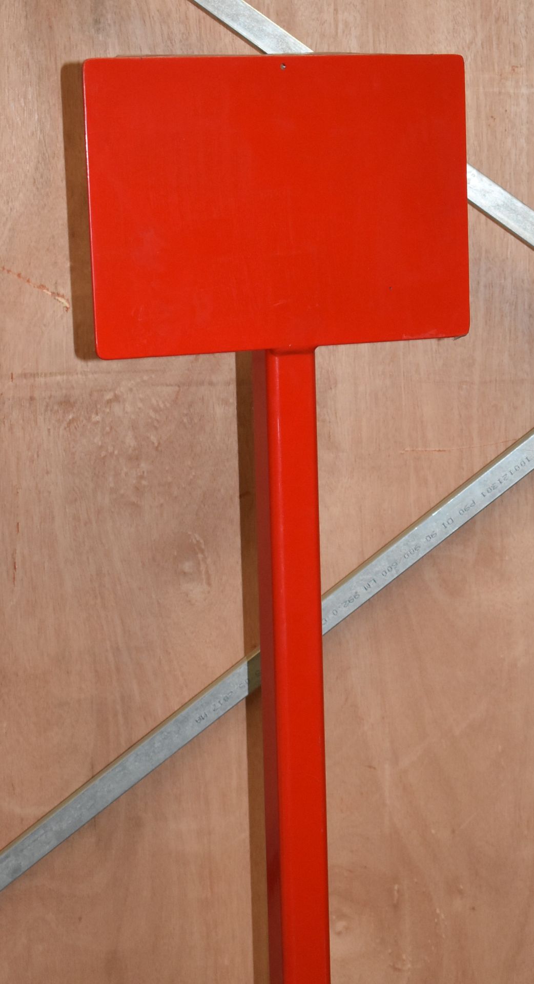 5 x Freestanding Heavy Duty Notice Stands in Red - Ideal For Social Distancing Warning Signs - - Image 5 of 7