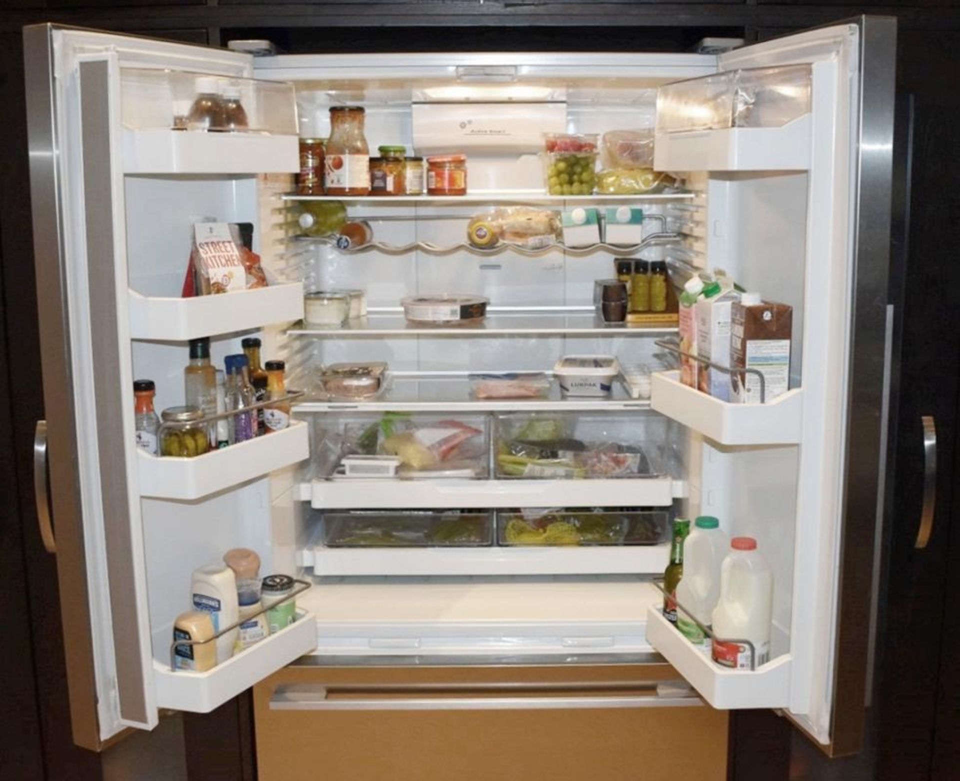 1 x Fisher & Paykel American-Style Side-By-Side Fridge Freezer In Stainless Steel With Water / Ice D - Image 2 of 6