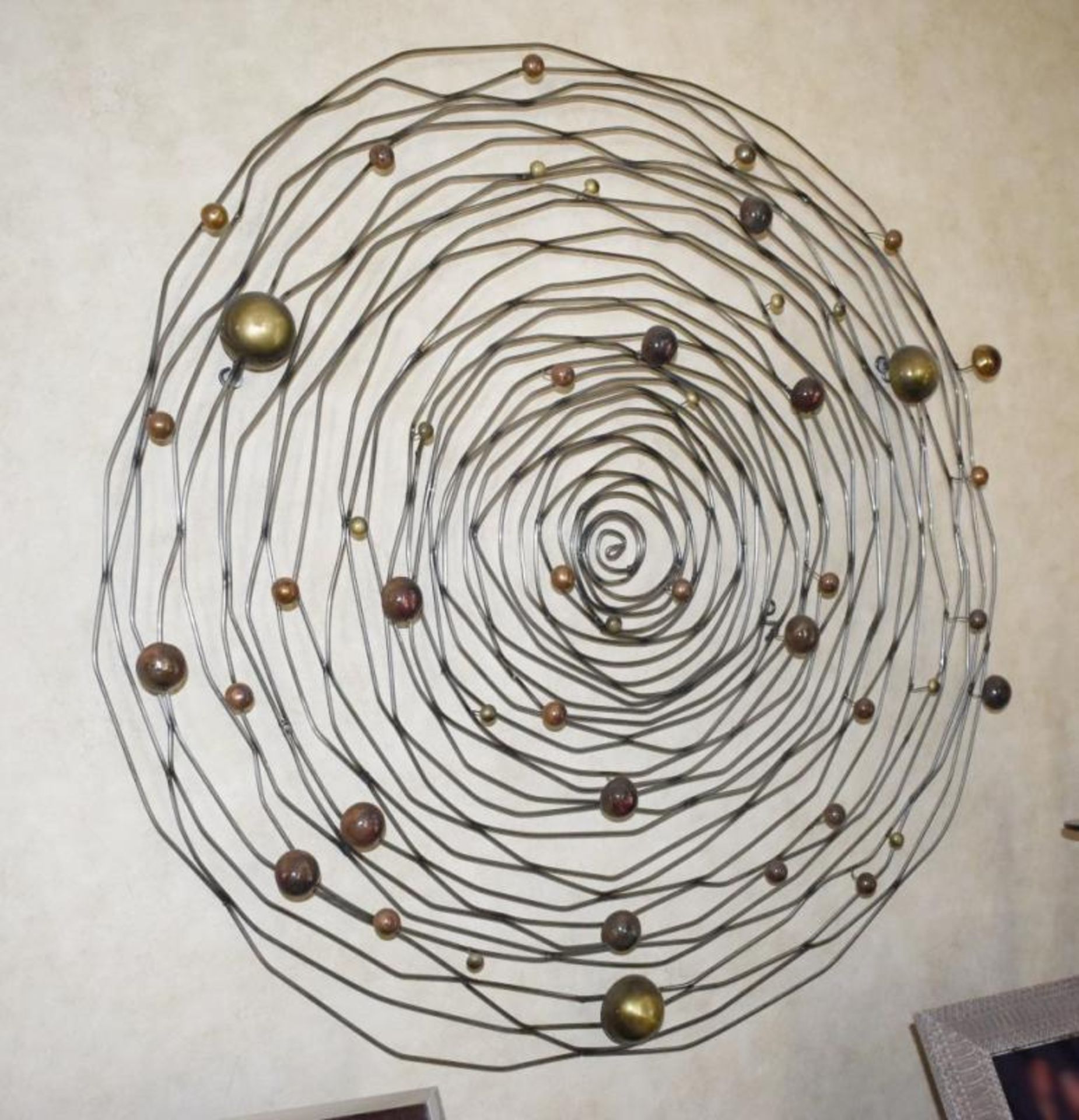 A Pair Of Decorative Metal Spiral Wall Art - Both 90cm In Diameter - Ref: ABR019 / DIN - CL491 *NO V