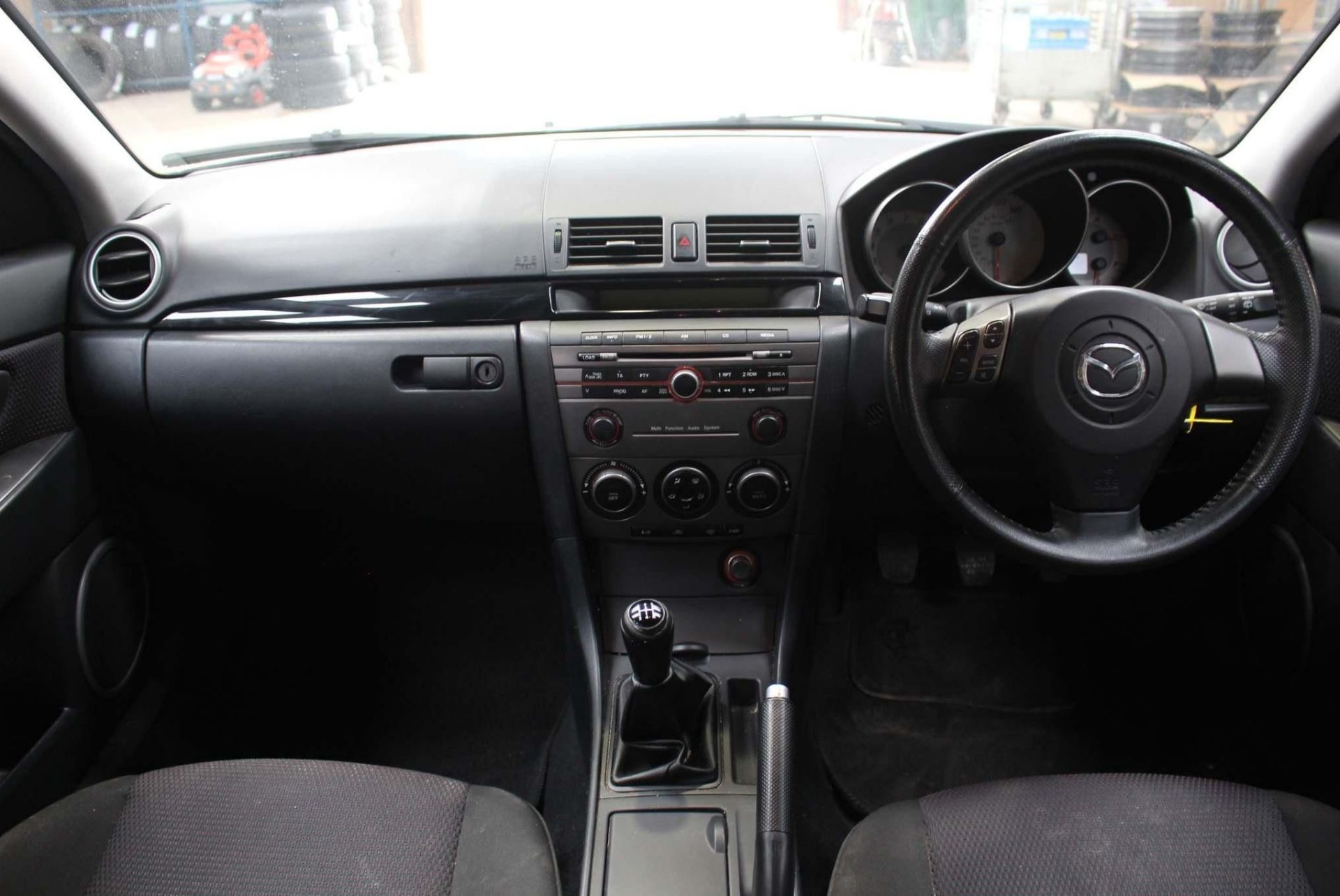 2007 Mazda3 1.6 TS2 5dr Hatchback - CL505 - NO VAT ON THE HAMMER - Location: Corby, Northamptonshire - Image 11 of 15