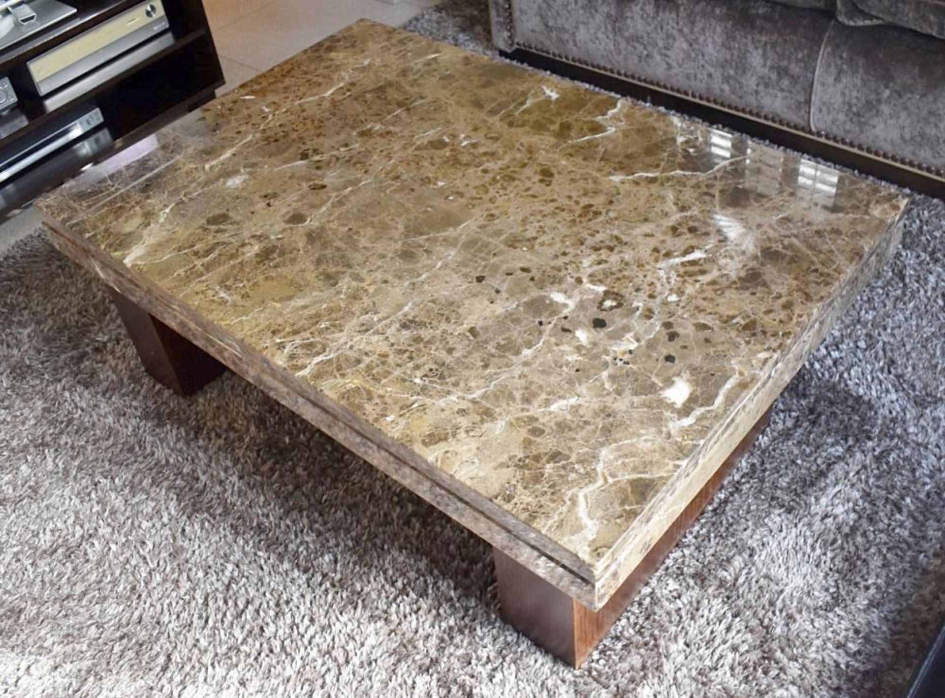 1 x Marble Topped Coffee Table - Dimensions: 124 x 84 x H45cm - Ref: ABR043 / BSR - CL491 *NO VAT* L