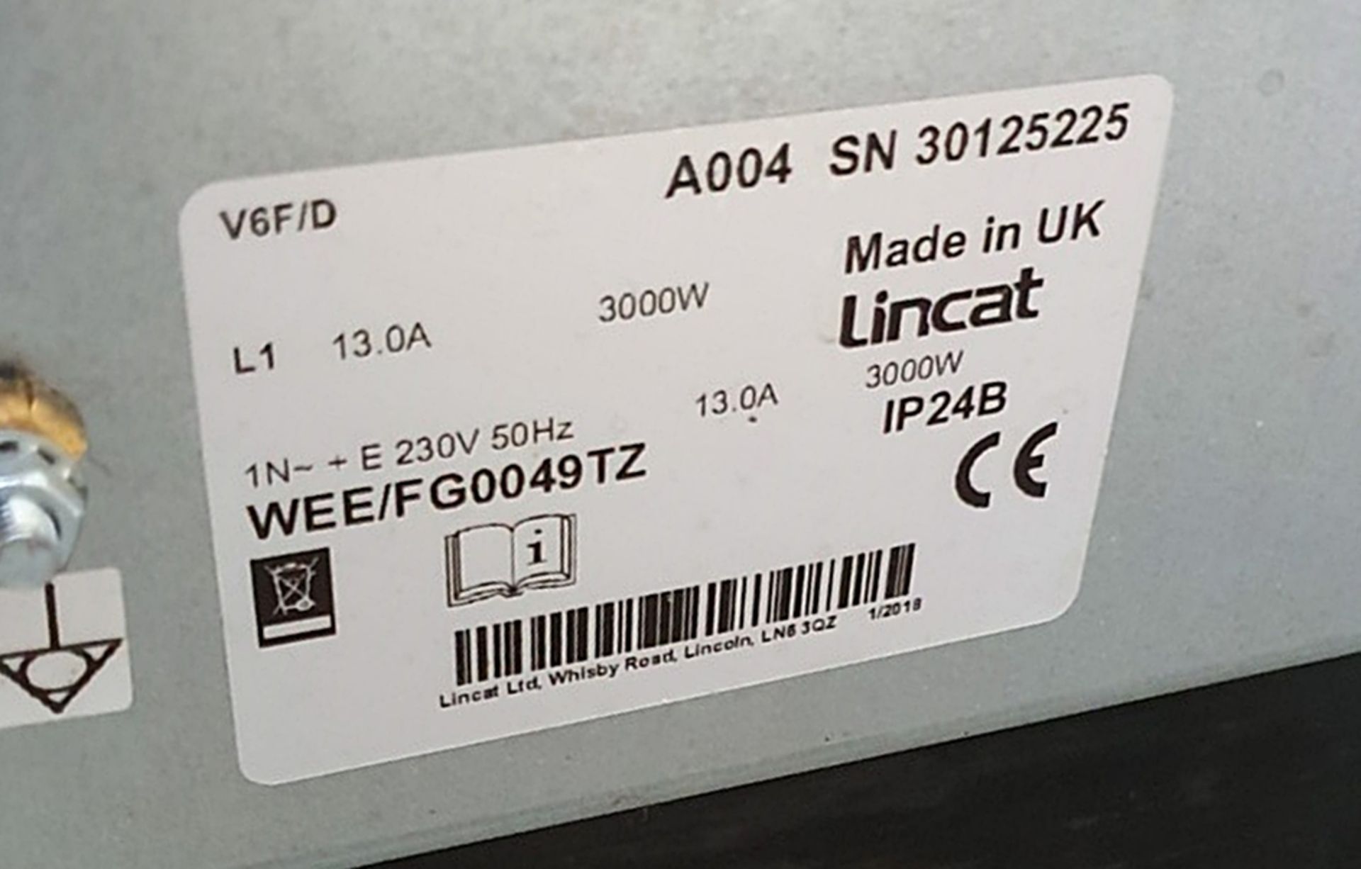 1 x Lincat Electric Fan Assisted Oven and Silverlink Worktop - Ref: BLT190 - CL449 - Location: WA14 - Image 15 of 15