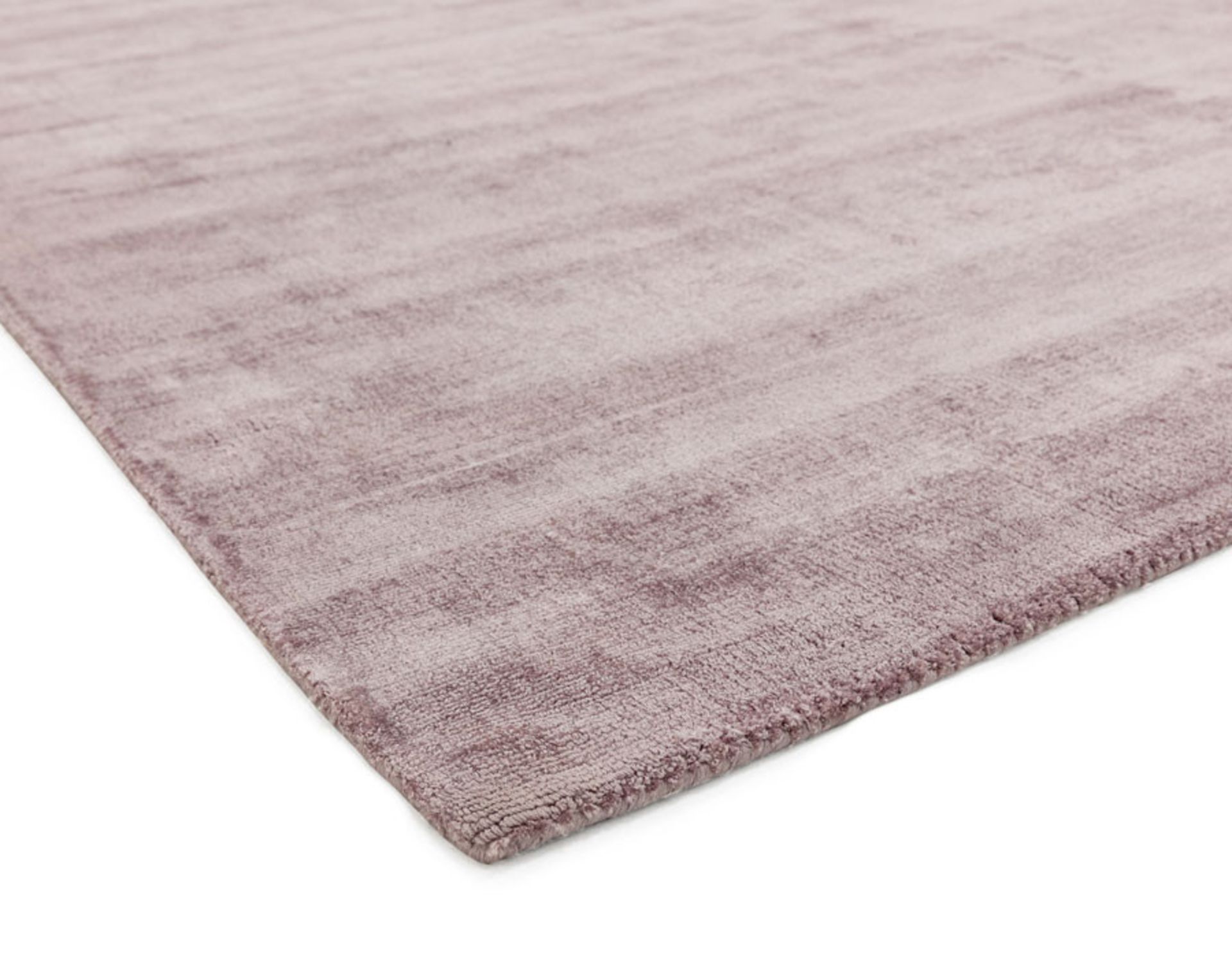 1 x Blade Plain Rugs in Heather Pink - Silky Viscose Pile - Dimensions: 120 x 170cm - New/Sealed - Image 5 of 5