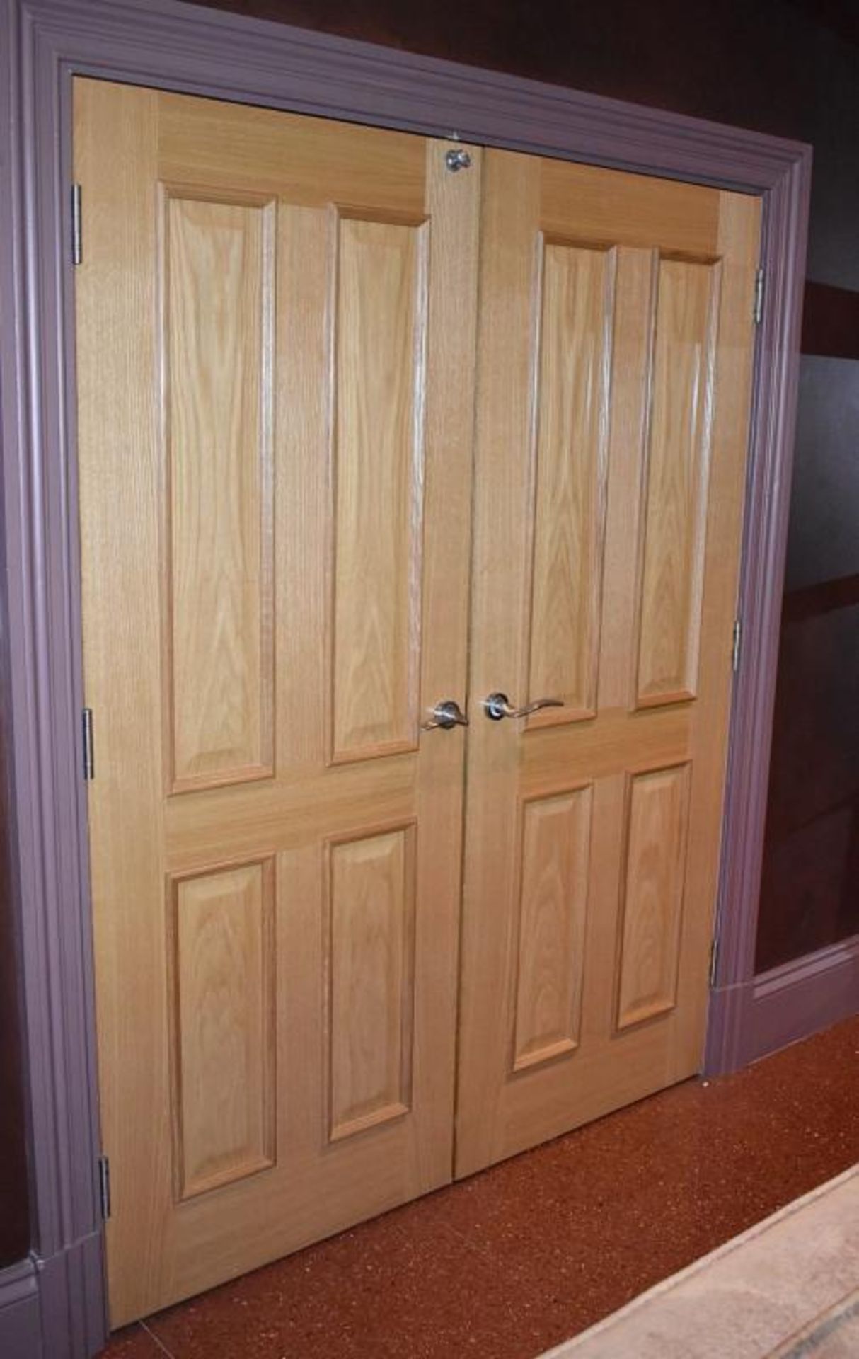 A Pair Of High Quality Internal Wooden Doors - Dimensions Of Each: H200 x W75 x 7cm - Ref: ABR016 / - Image 2 of 5
