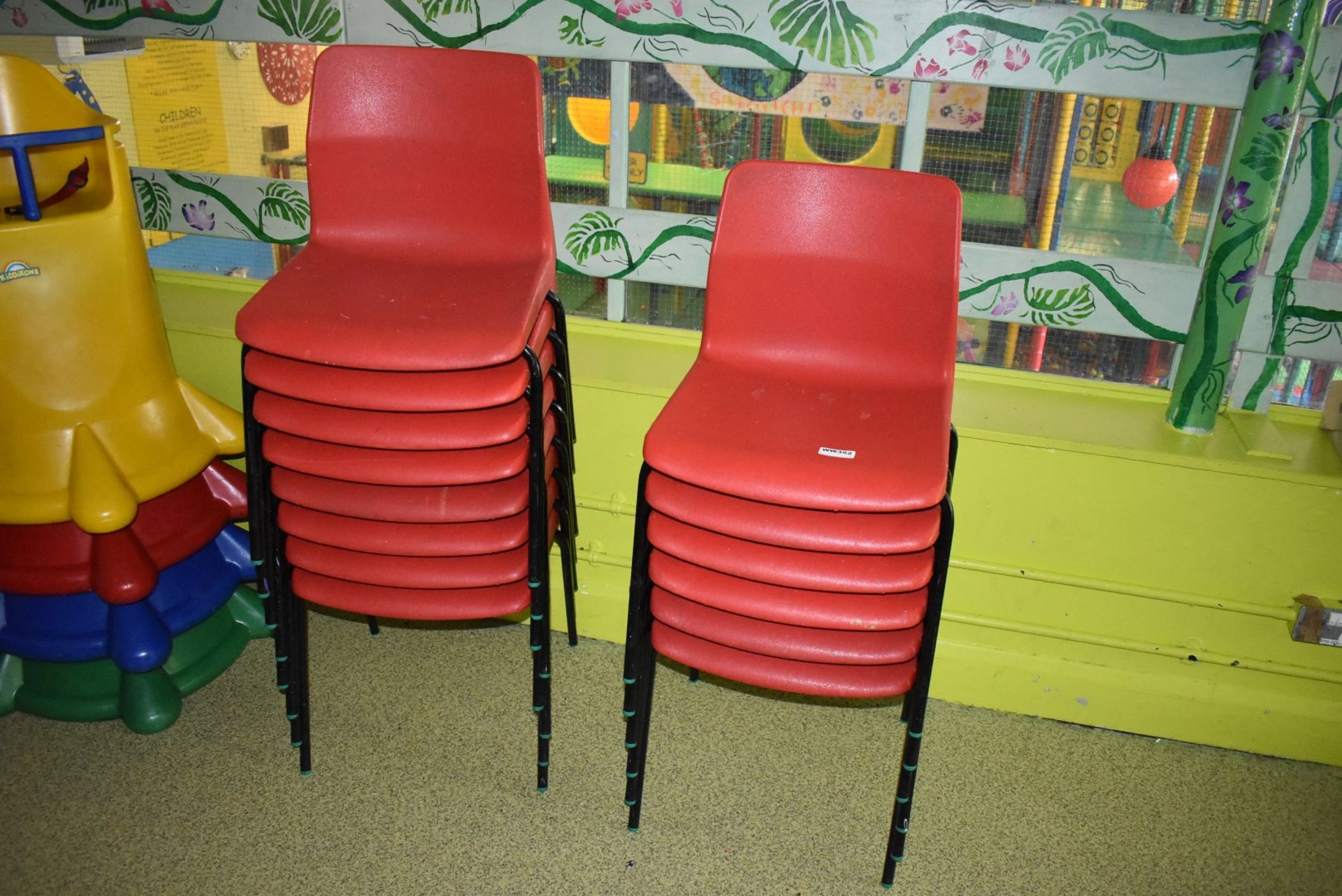 14 x Plastic Stackable Red Chairs With Black Metal Legs - Suitable For Adults or Children - Ref - Image 2 of 3