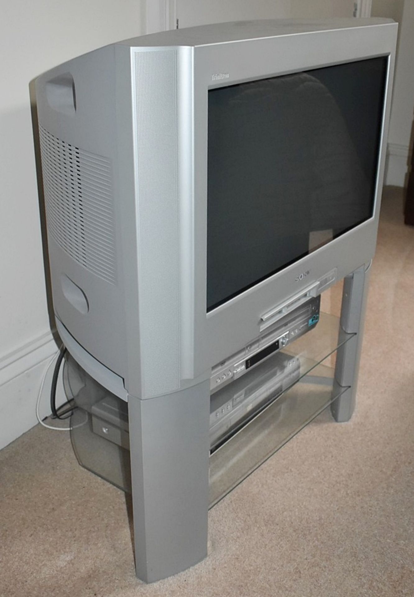 1 x Sony 27" Digital TV On Stand + VHS Video / DVD Player + DVD/CD Player - CL491 *NO VAT*