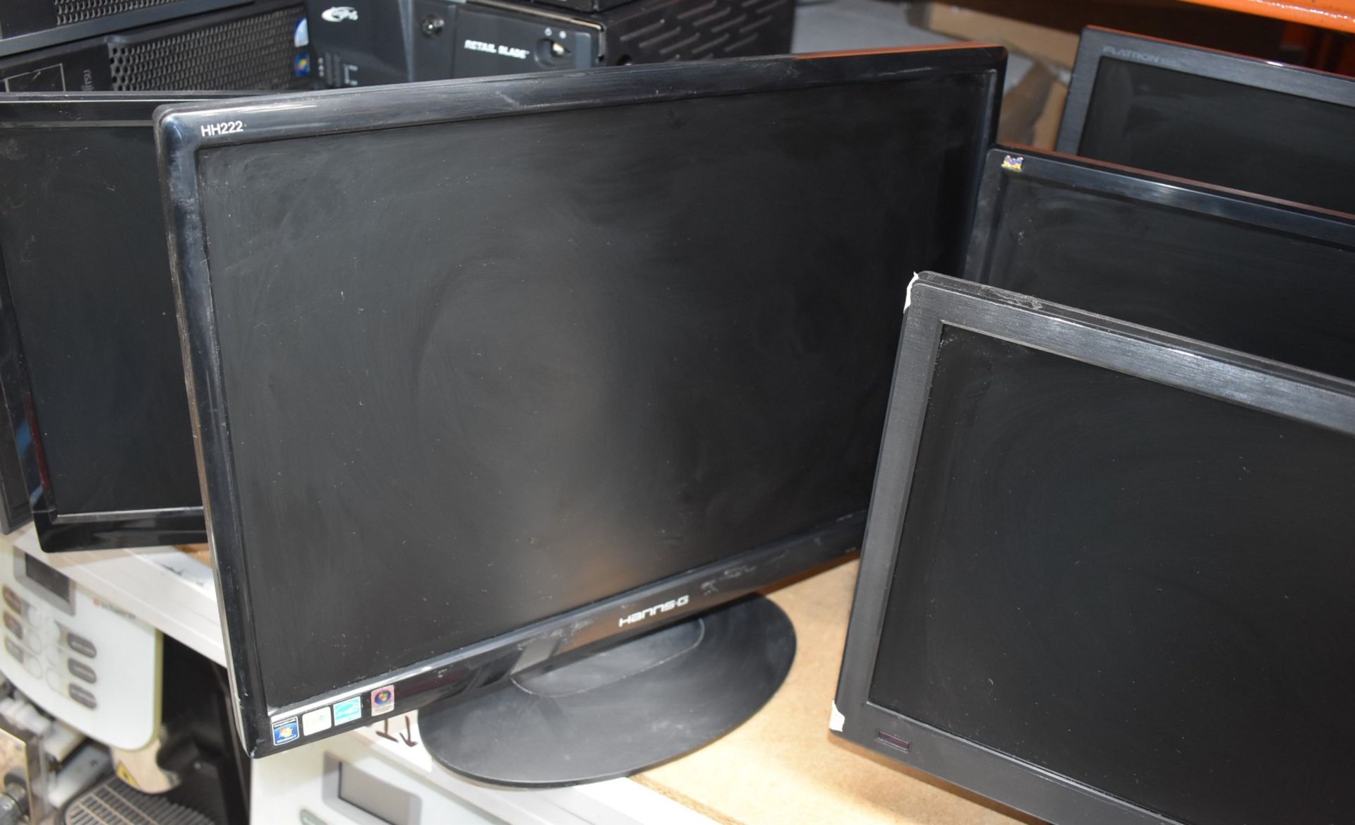 8 x Various Flat Screen Computer Monitors - Mostly 22 Inch Size - Removed From Various Office - Image 3 of 14