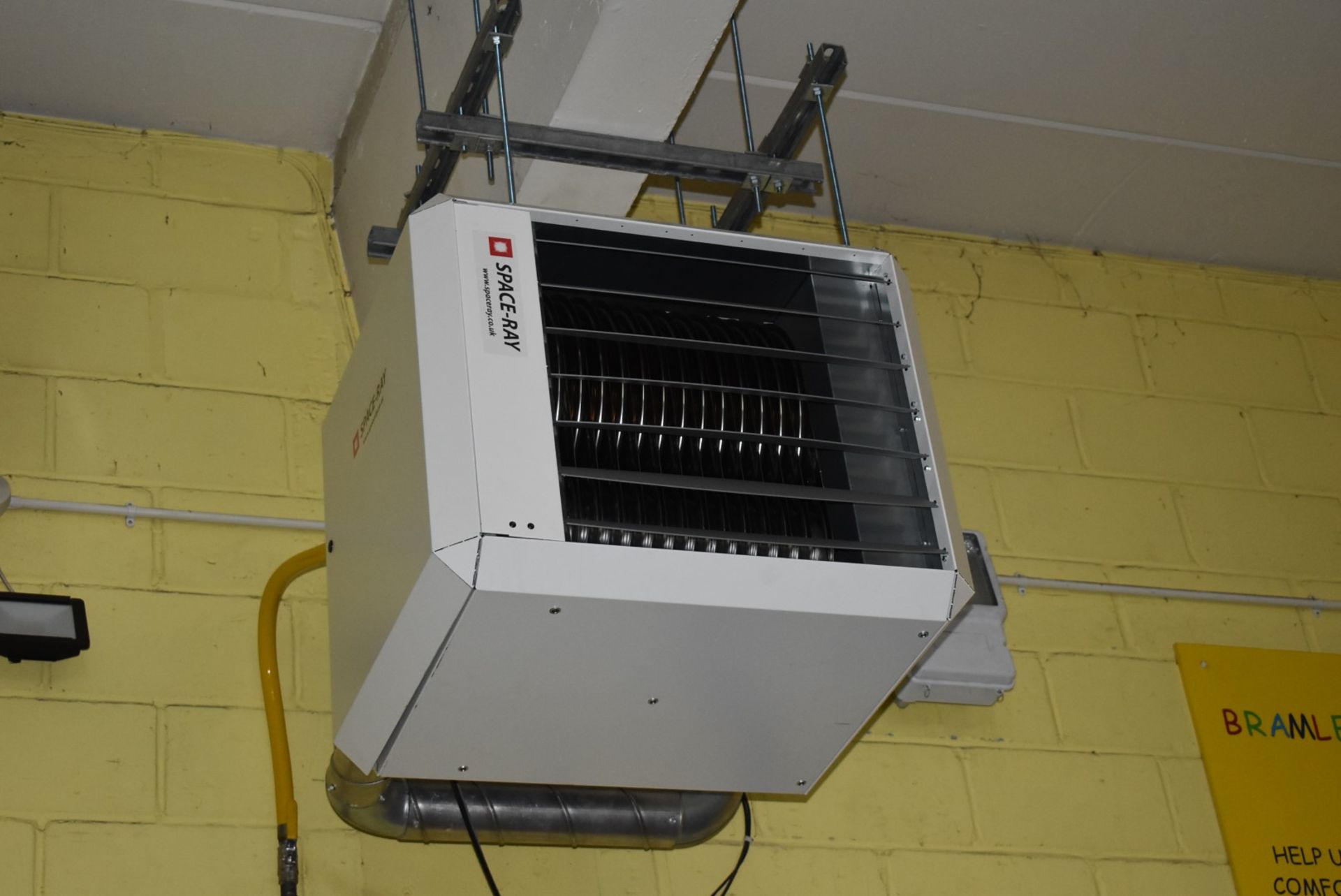 1 x Winterwarm XR50 Gas Fired Warm Air Heater With Control Panel - Installed New in March 2020 and - Image 3 of 8