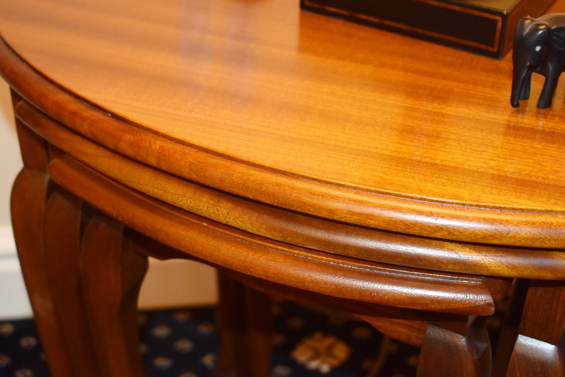 1 x Nest of Three Tables With Queen Anne Legs - Circa 1920's - Recently Restored in Stunning - Image 8 of 8