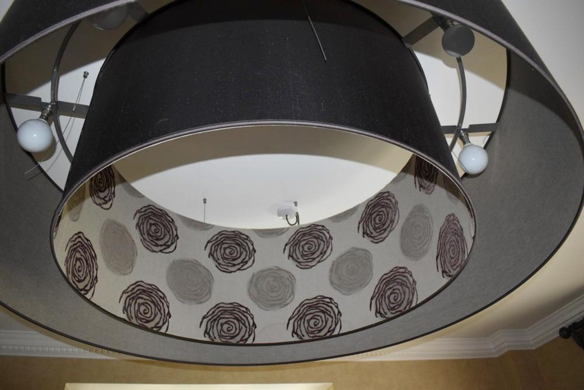 1 x Huge 1.5 Metre Light Fitting Featuring A Double Shade - Dimensions: 150cm Diamter, 50cm Height - Image 6 of 7