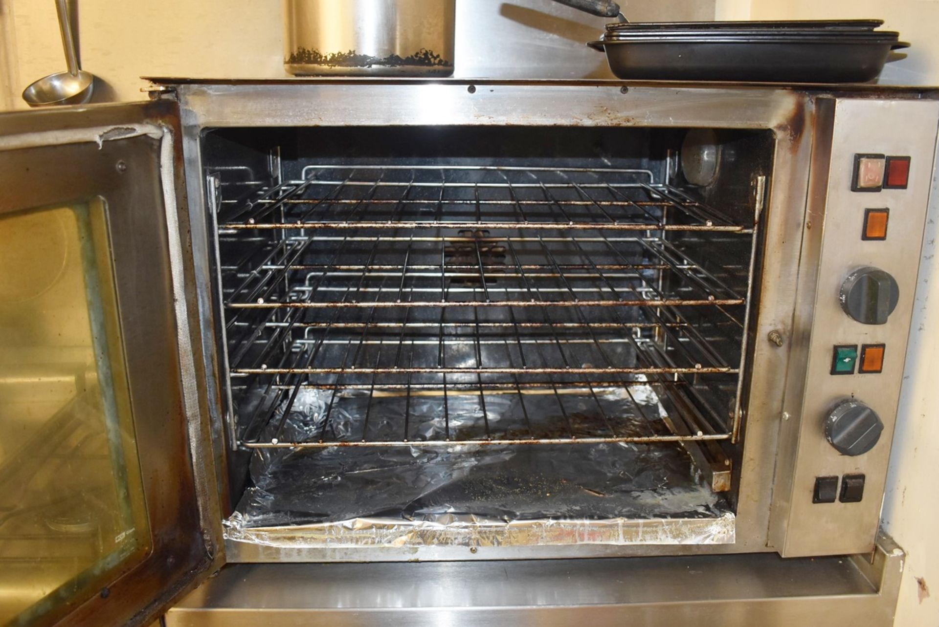 1 x Stainless Steel Commercial Four Grid Gas Oven - H144 x W76 x D62 cms - Ref WW303 - CL520 - - Image 3 of 4