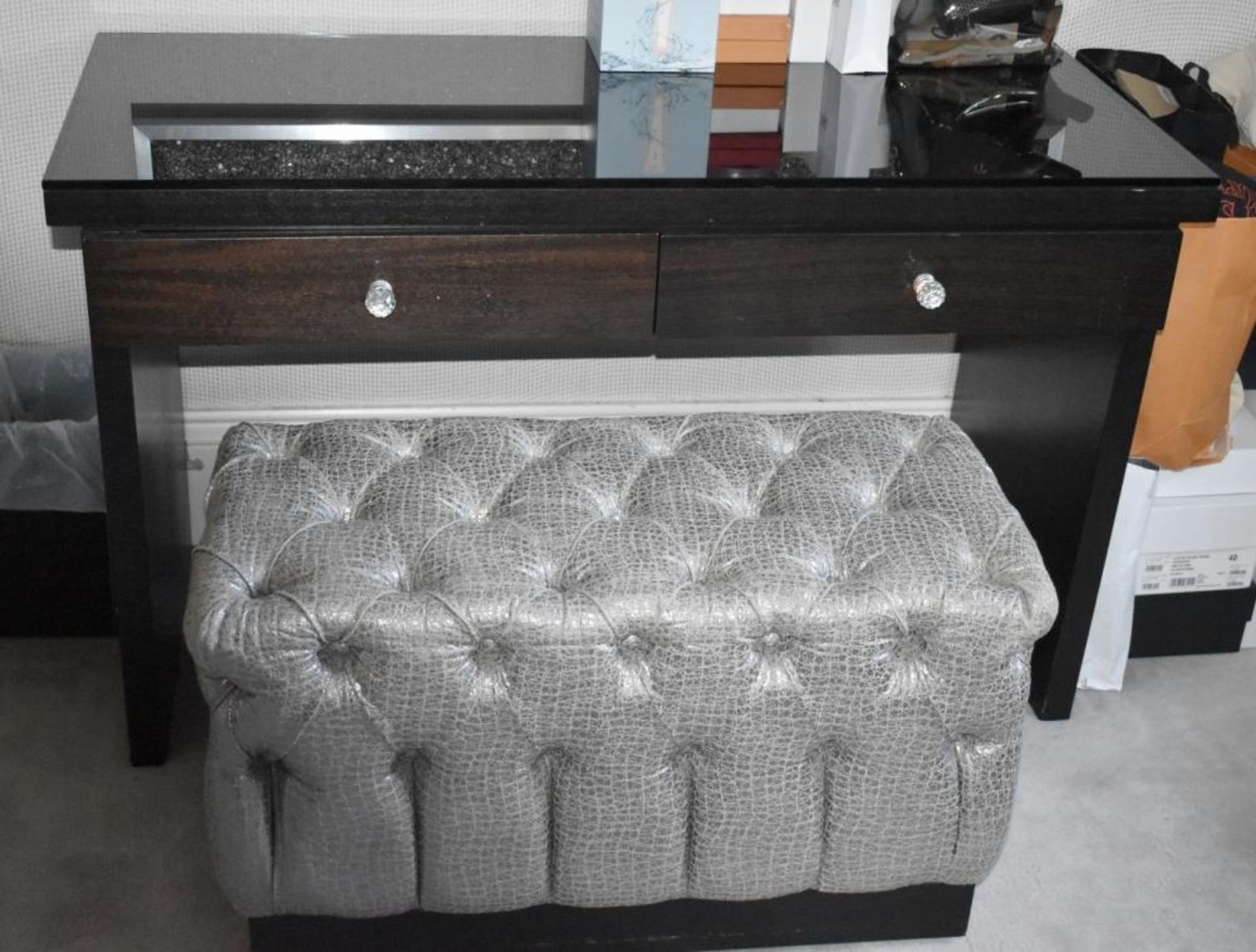 1 x Bedroom Furniture Set Including Dressing Table, 2 x Bedside Units And More - Ref: ABR063 / GR - - Image 6 of 9