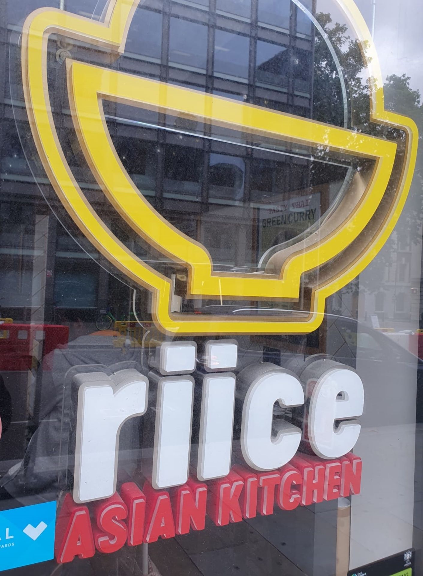 1 x Illuminated Window Sign With Transformer - Riice Asian Kitchen With Logo - Size H110 x W88 x - Image 5 of 8