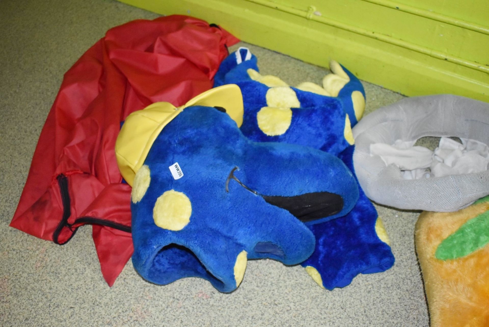 2 x Dinosaur Mascot Suits - Includes Body Suits, Heads, Feet and Protective Carry Bags - Image 5 of 7