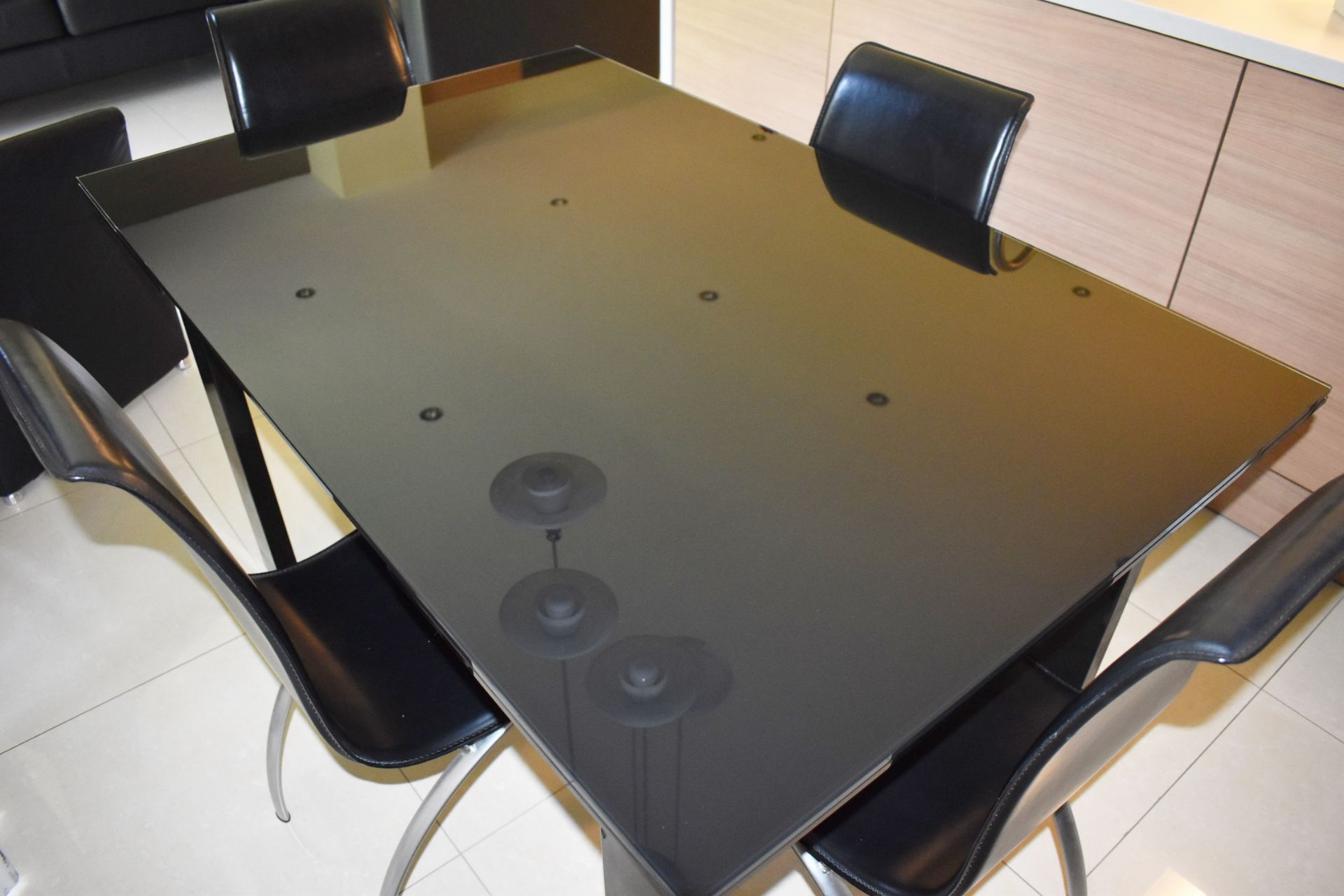 1 x Casabella Tempered Black Glass Extending Dining Table With Four Chairs - Stunning Contemporary - Image 2 of 17