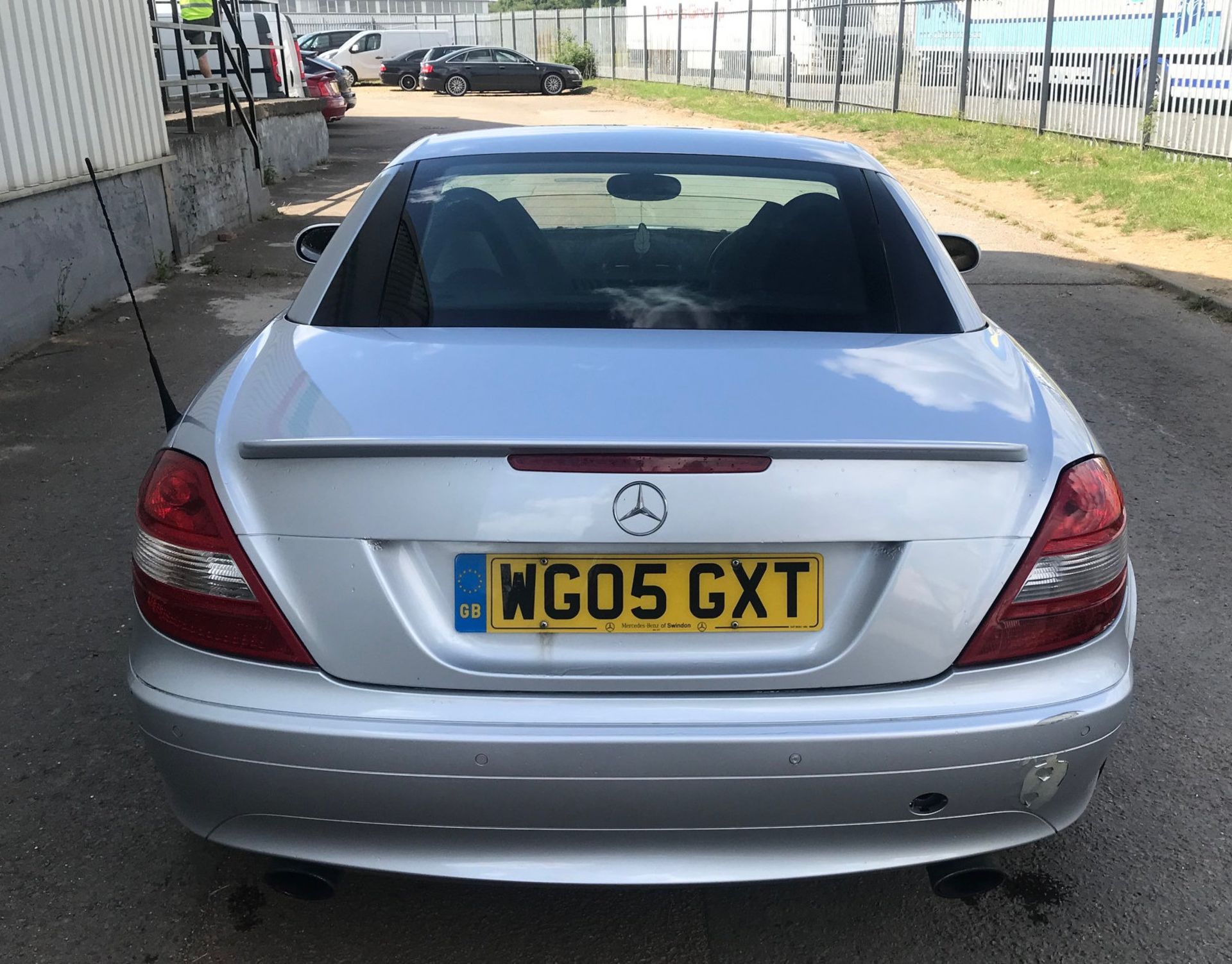 2005 Mercedes SLK 350 2 Dr Convertible - CL505 - NO VAT ON THE HAMMER - Location: Corby, N - Image 5 of 11