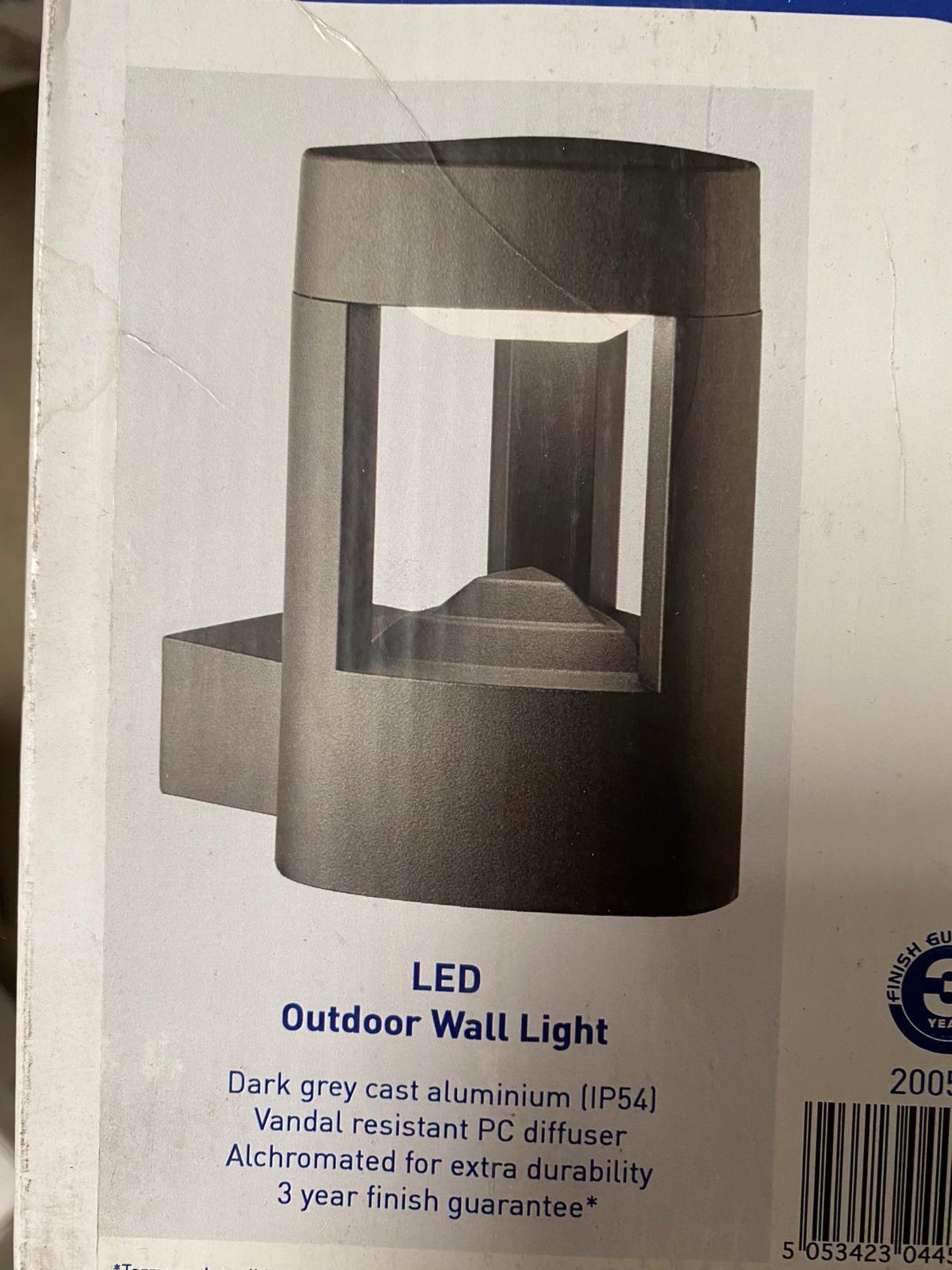 2 x Searchlight LED Outdoor Wall Light - Ref: 2005GY - New and Boxed Stock - RRP: £105(each) - Image 2 of 4