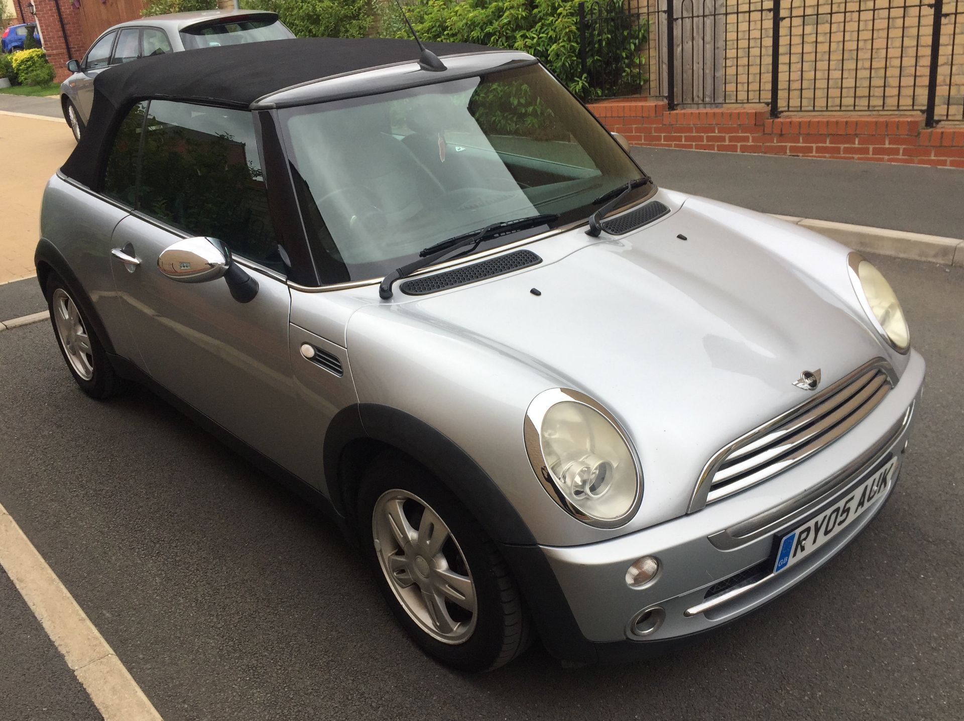 2005 Mini One 1.6 Convertible - CL505 - NO VAT ON THE HAMMER - Location: Corby, - Image 2 of 14