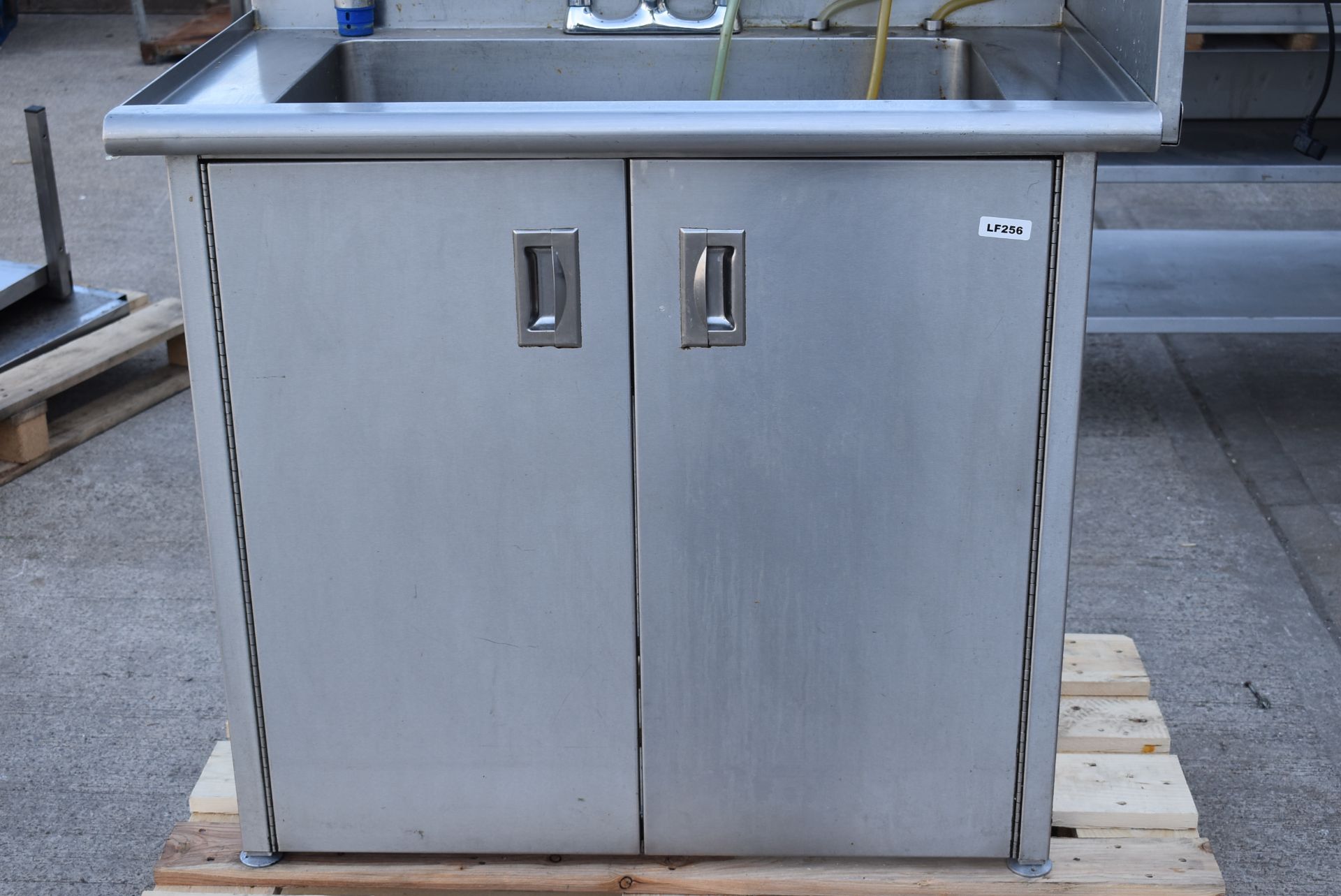 1 x Commercial Wash Unit With Large Rectangular Basin Over a Storage Cupboard, Mixer Taps, Splash - Image 8 of 11