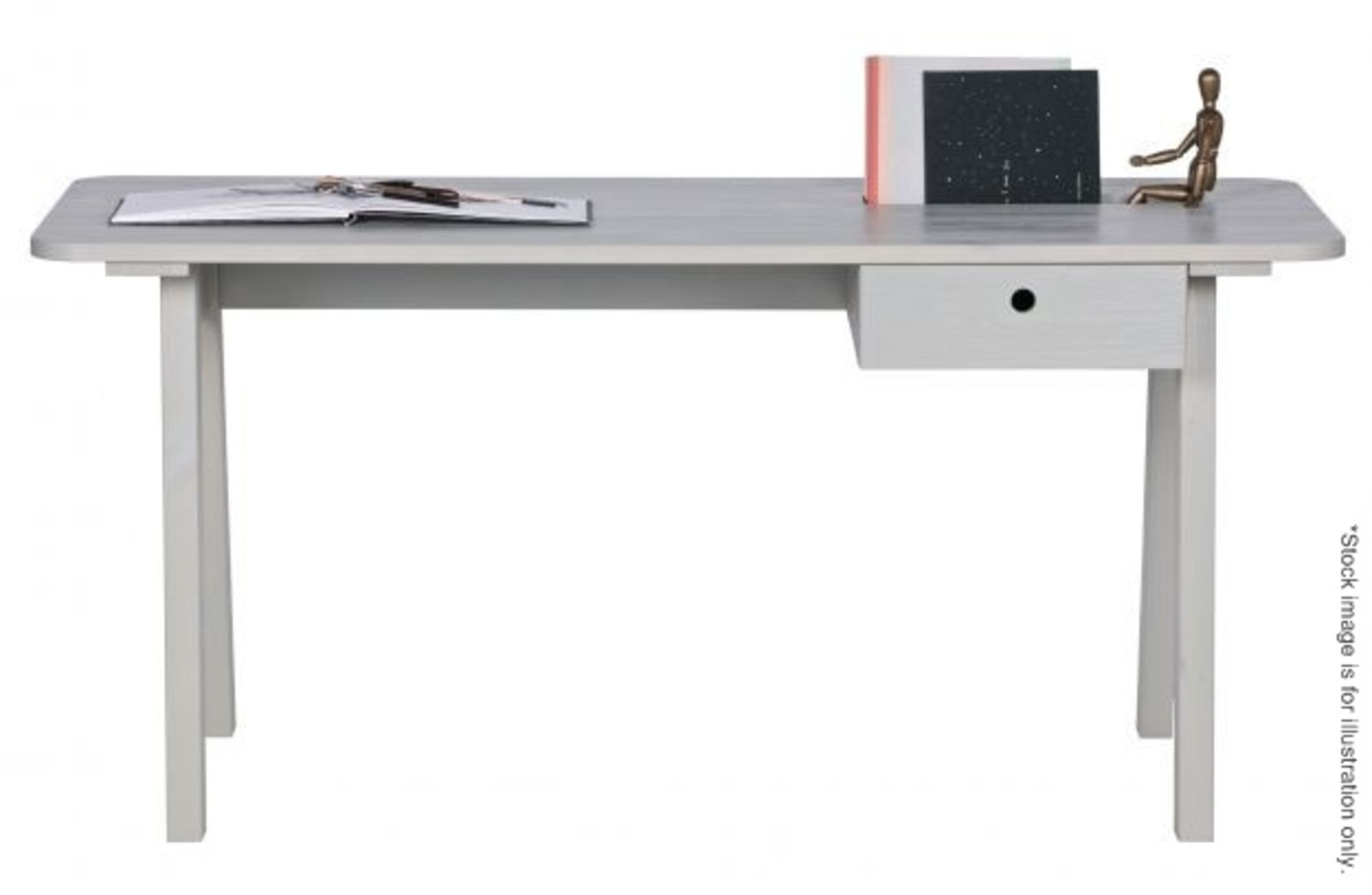 1 x 'Sammie' Contemporary Desk In A Light Warm Grey - Made In Holland By Woood - Brand New & Boxed