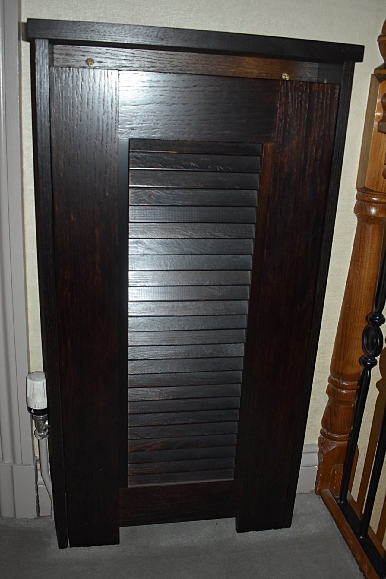 1 x Dark Wood Radiator Cover - Dimensions: H94 x W51 x D14cm - Ref: LNDG - CL491 *NO VAT*