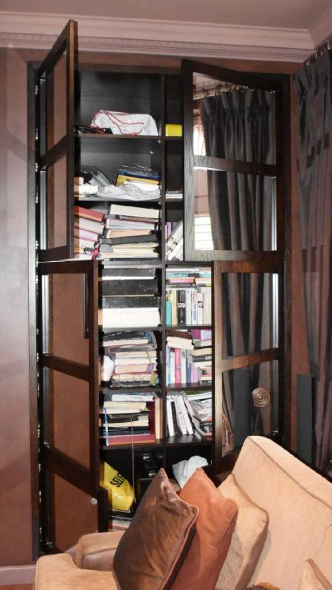 A Pair Of Built-In Bookcases With Mirrored Doors - Dimensions: W144 x H255 x 48cm *NO VAT ON HAMMER* - Image 5 of 5