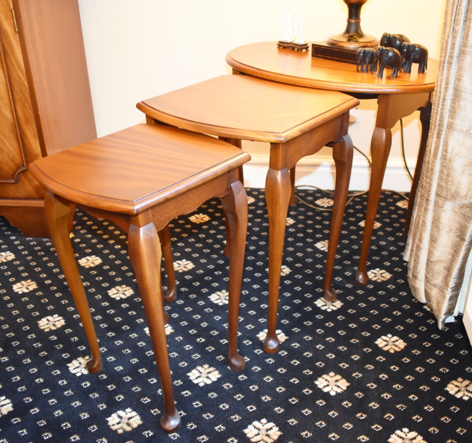 1 x Nest of Three Tables With Queen Anne Legs - Circa 1920's - Recently Restored in Stunning - Image 5 of 8