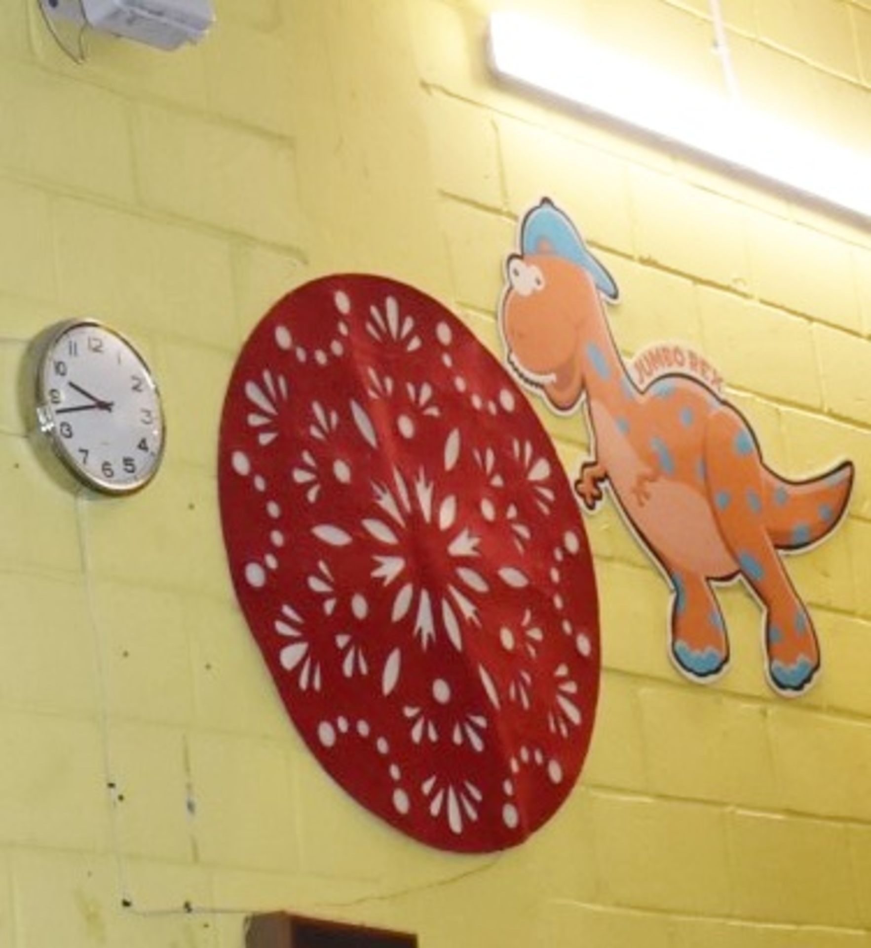 3 x Cut-Out Dinosaurs, Fabric Wall Art and Wall Clock - Ref WW377 - CL520 - Location: London W10 - Image 3 of 5