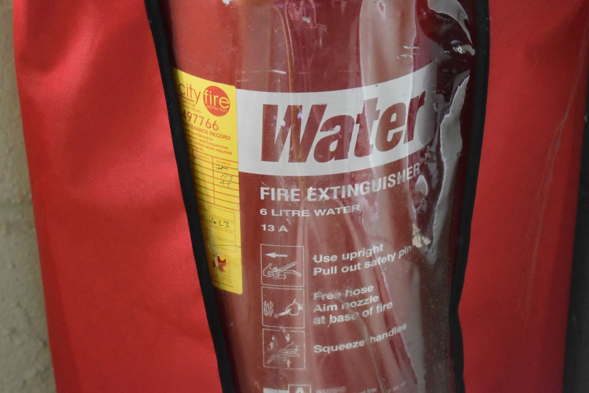 1 x 6 Litre Water Fire Extinguisher With Cover - Ref U - CL520 - Location: London W10 More pictures, - Image 2 of 2