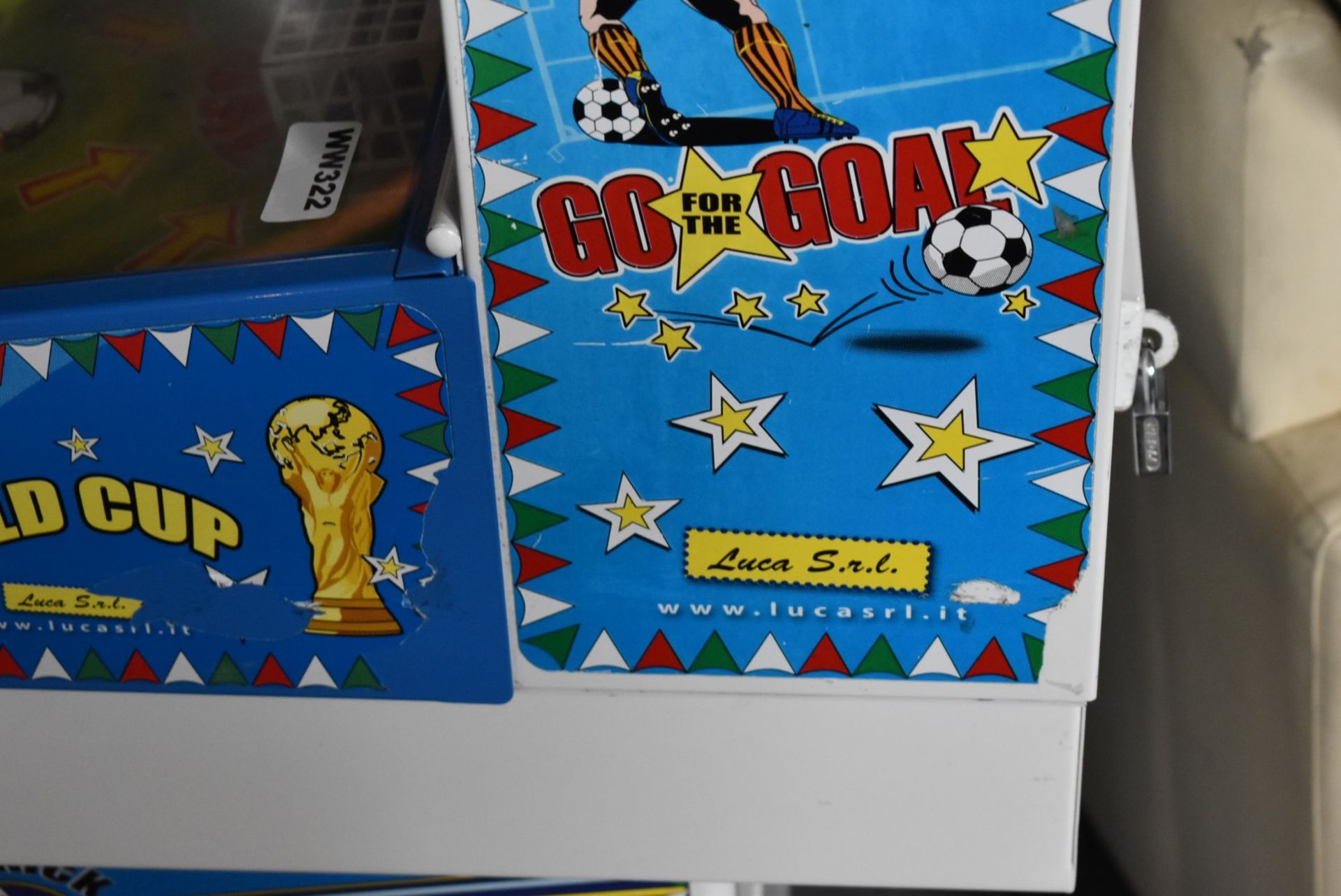 1 x Luca Go For The Goal Flipper Pinball Vending Machine Game - H137 x W43 x D62 cms - Ref WW322 - - Image 9 of 9