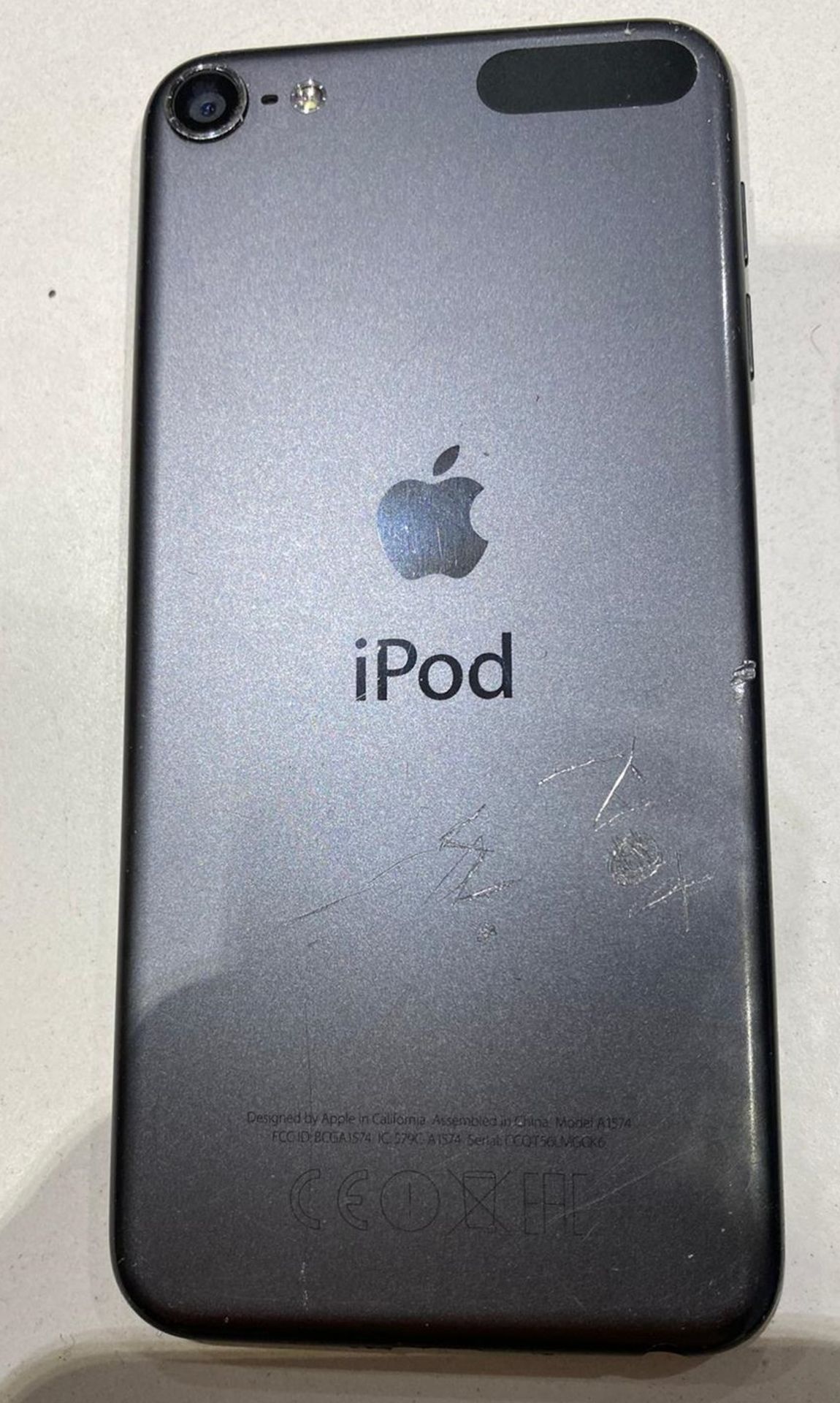 3 x iPod Touch 6th Generation in Space grey - Used condition - Location: Altrincham WA14 - Image 6 of 8