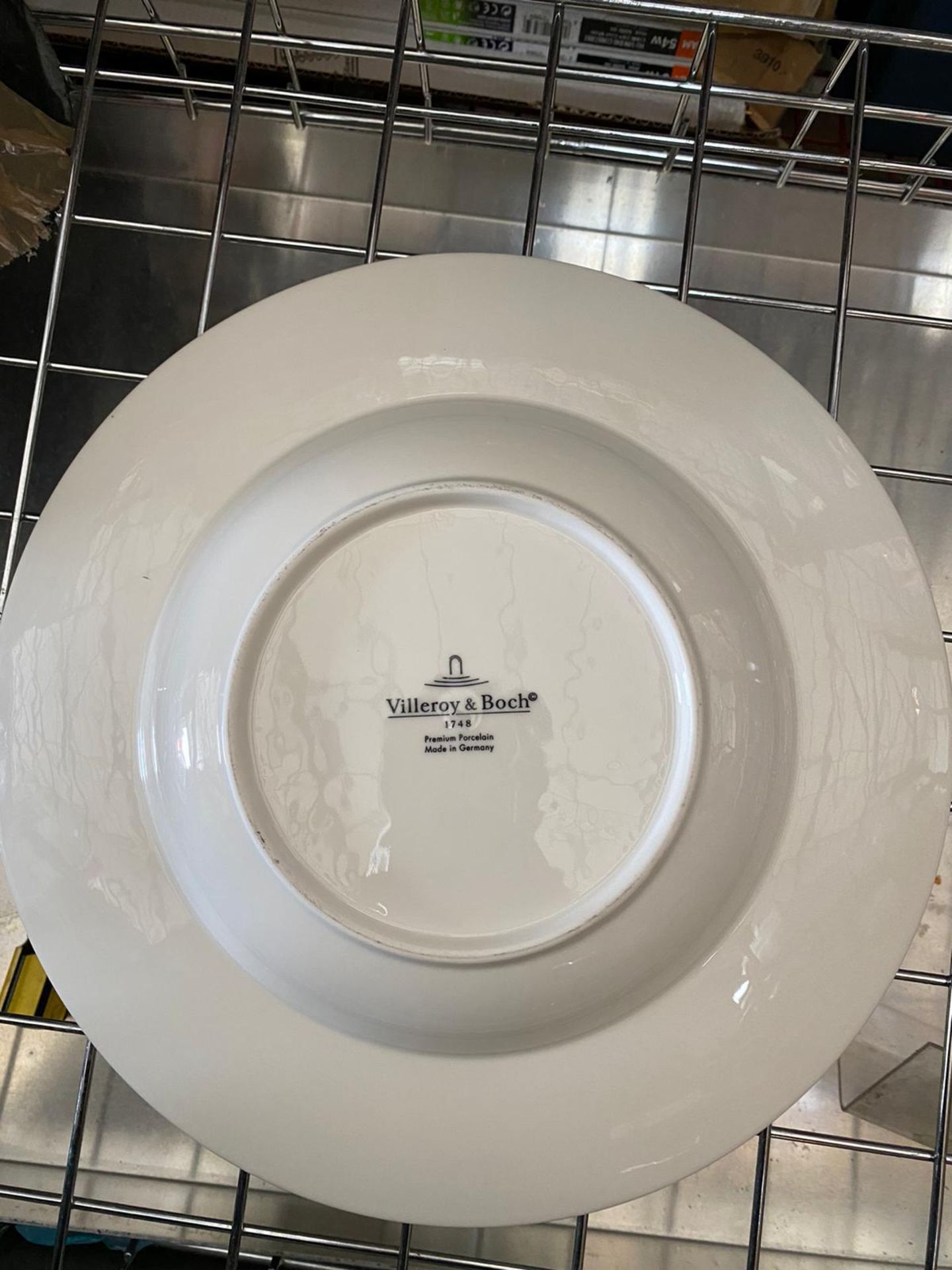 6 x Villeroy & Boch Royal Dinner Plate - 290mm - Ref: 1044122620 -New and Boxed Stock - RRP: £125.00 - Image 4 of 5