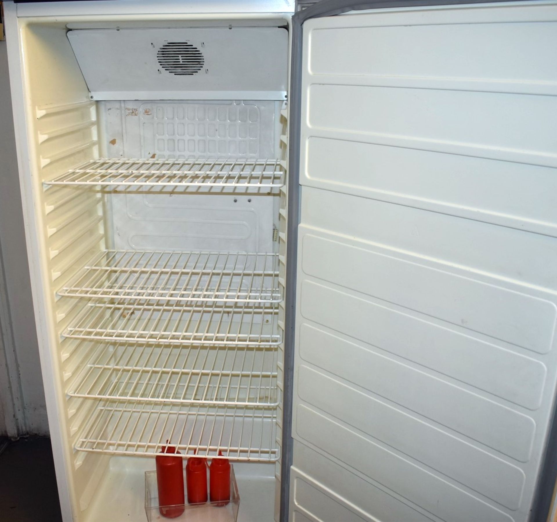 1 x Electrolux Upright Commercial Refrigerator - H165 x W69 x D60 cms - Ref WW301 - CL520 - - Image 2 of 4