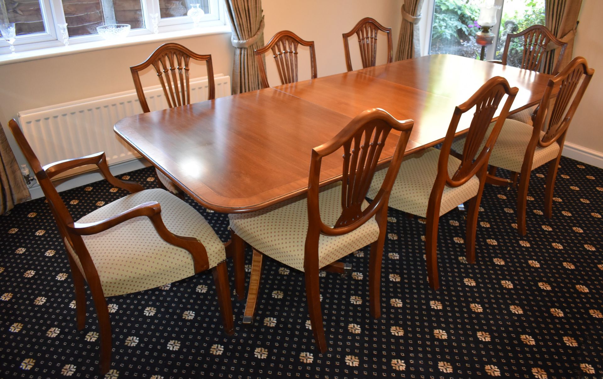 1 x Brights of Nettlebed Twin Pedestal Extending Mahogany Dining Table With Vener Parameter and