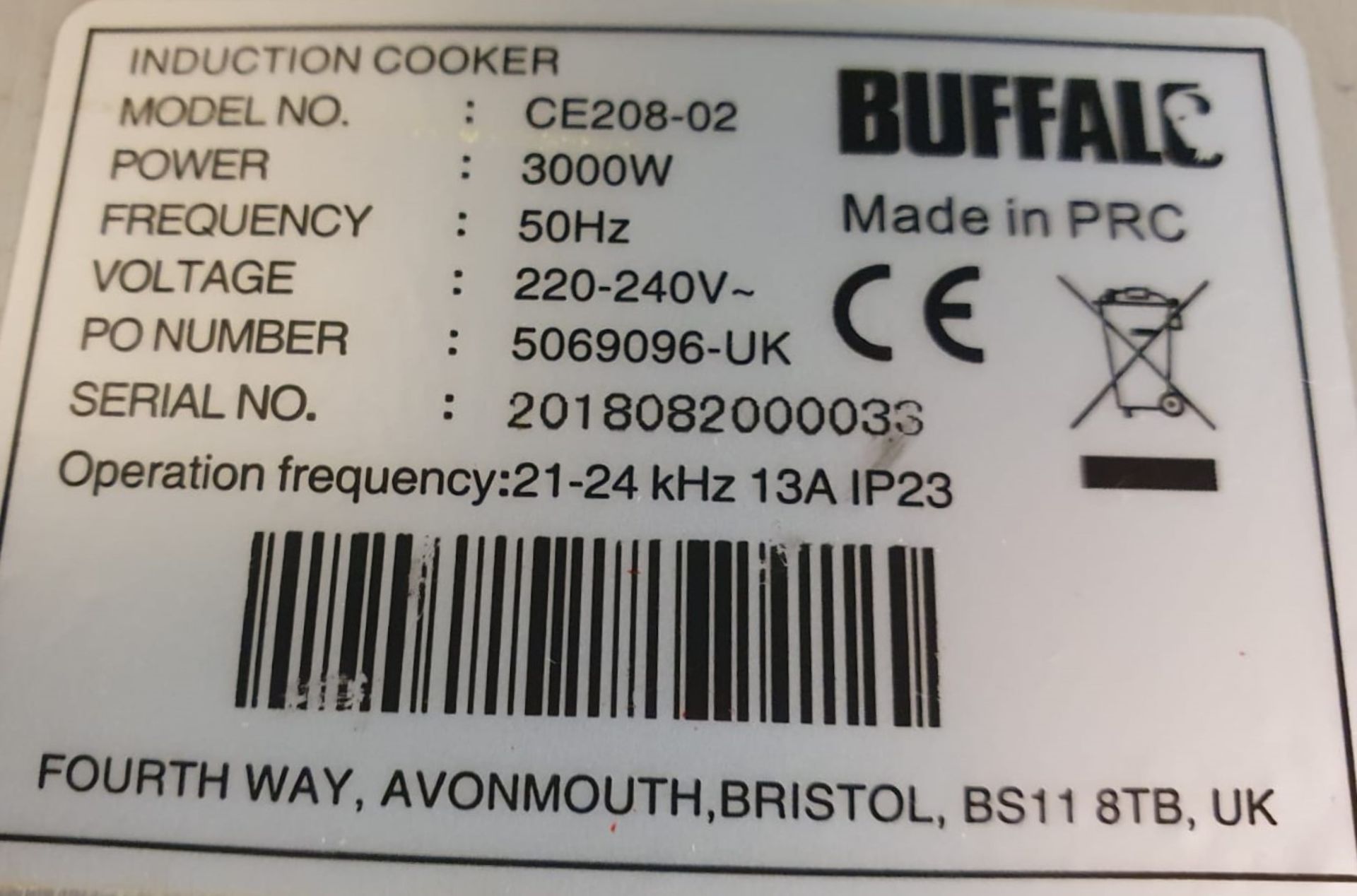 1 x Buffalo Countertop 3000w Induction Hob - 240v Single Zone Cooker - Model CE208-02 - RRP £170 - - Image 2 of 3