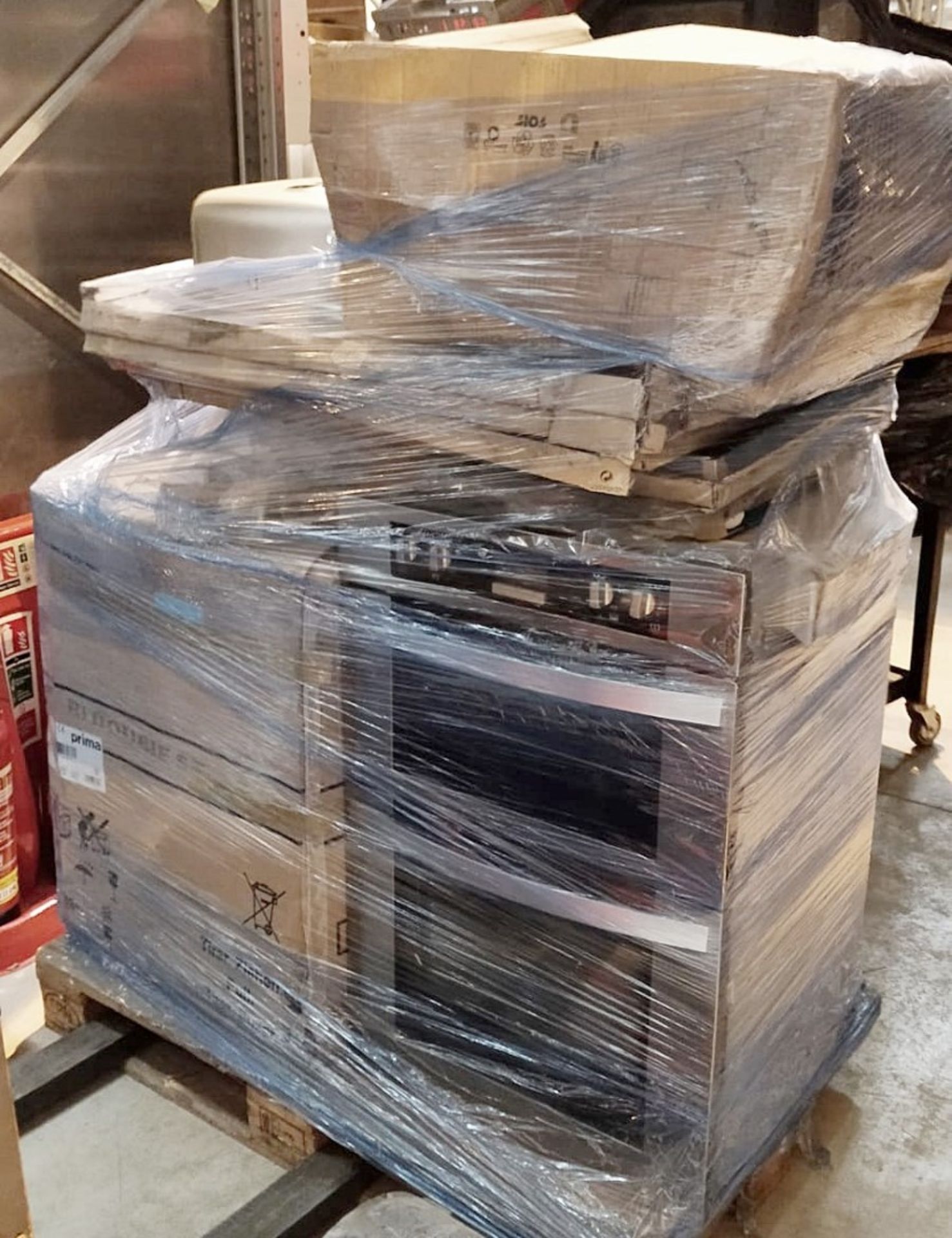 1 x Pallet of Unchecked Customer Raw Returns featuring Domestic Appliances - WH2 - CL011 - Location: