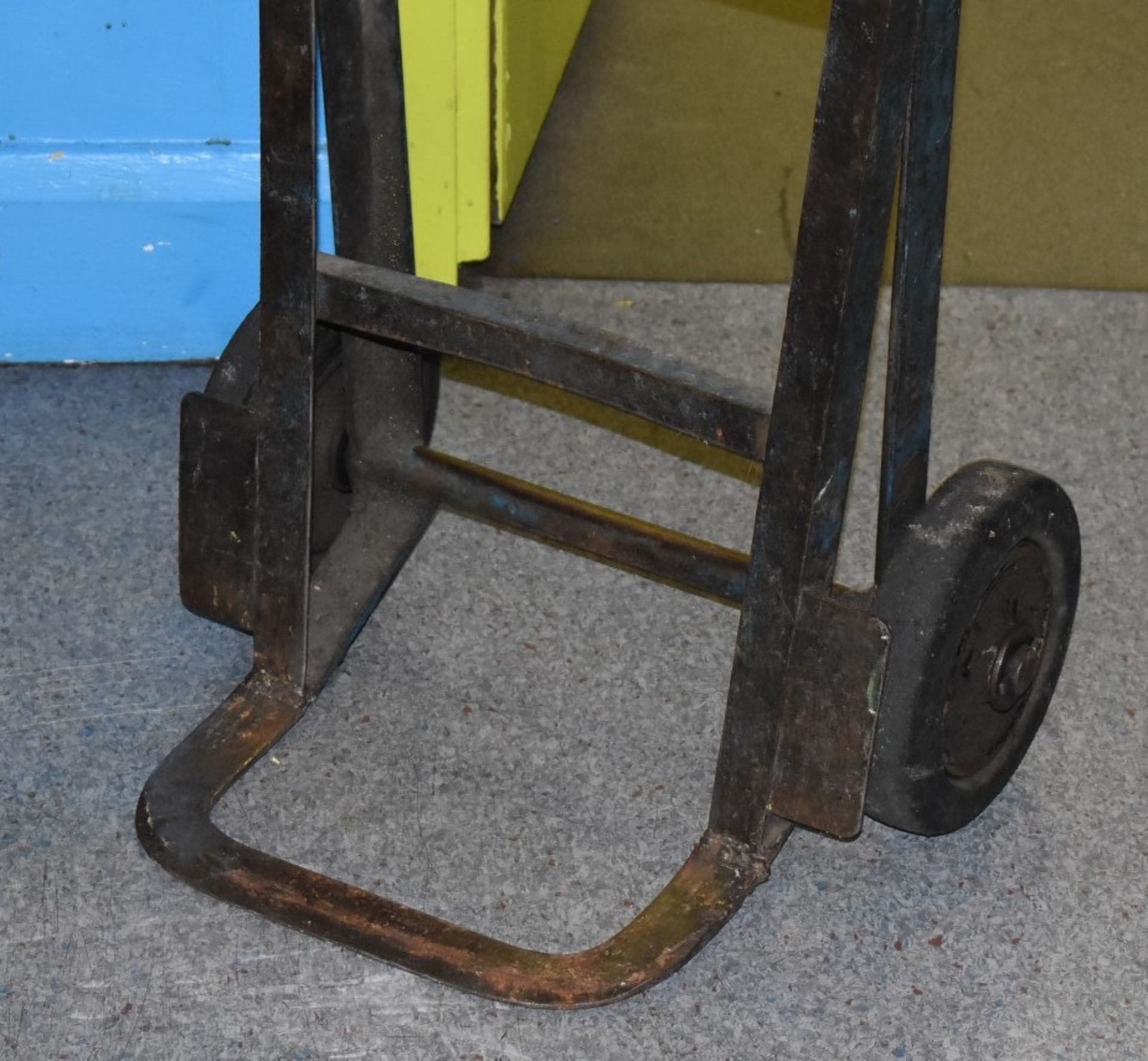 1 x Couriers Sack Truck - Vintage All Metal - Ref WW323 - CL520 - Location: London W10 More - Image 2 of 3