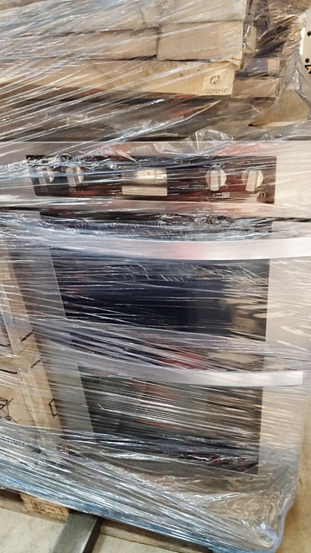1 x Pallet of Unchecked Customer Raw Returns featuring Domestic Appliances - WH2 - CL011 - Location: - Image 2 of 7