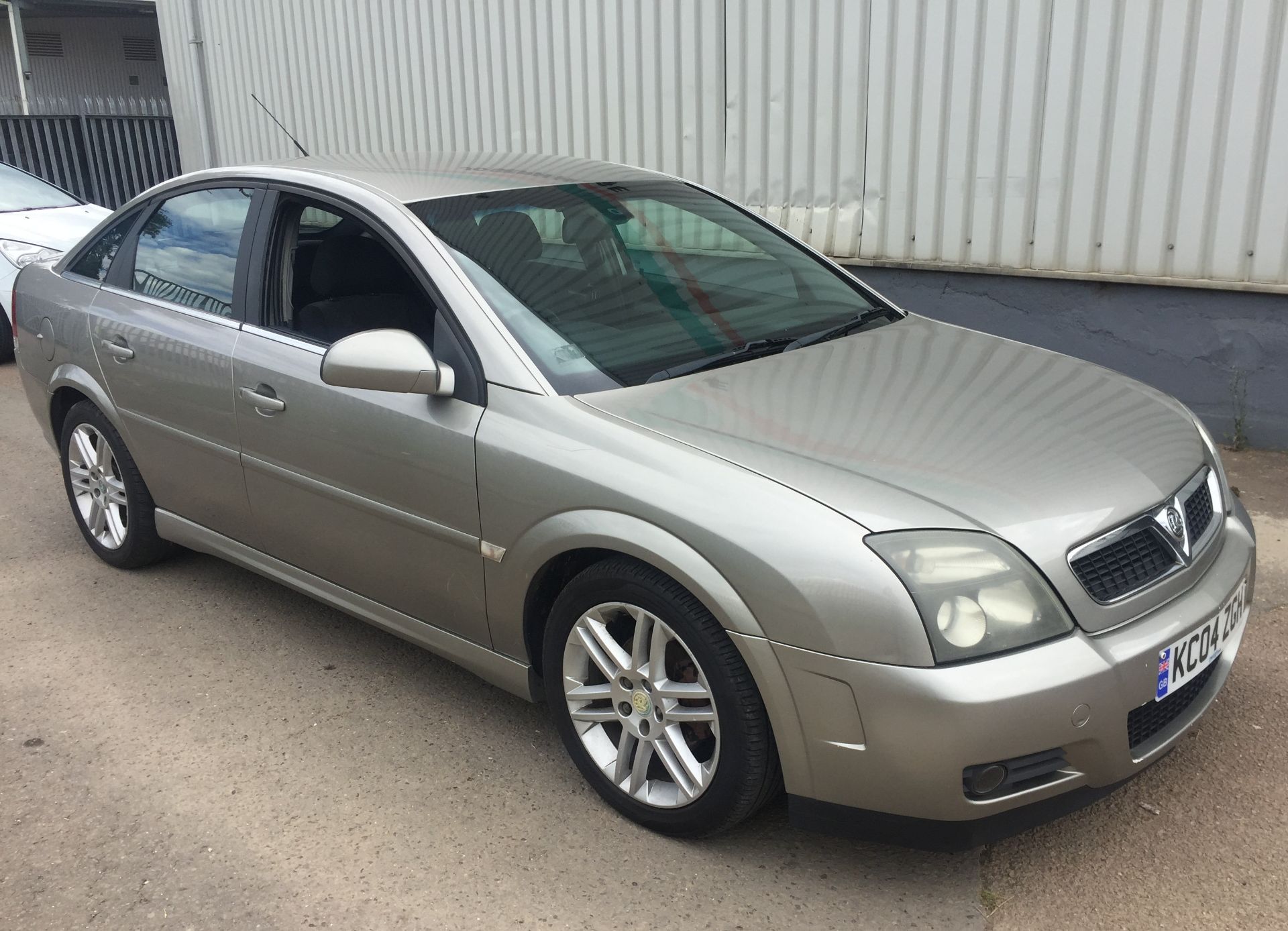 2004 Vauxhall Vectra 2.2 Sri Automatic 4 Dr Saloon - CL505 - NO VAT ON THE HAMMER - Location: