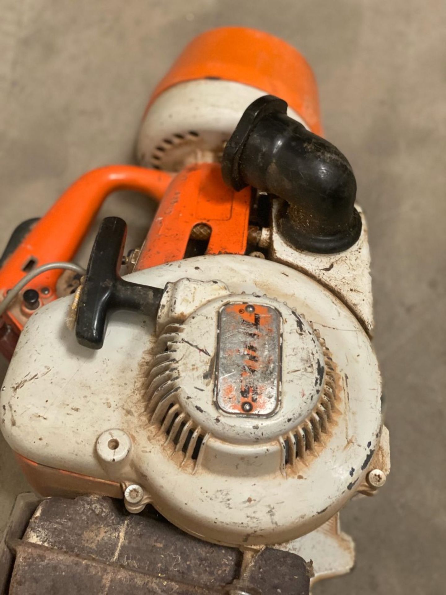 1 x Stihl Con Saw c/w Blades and Accessories - Used, Recently Removed From A Working Site - - Bild 5 aus 6