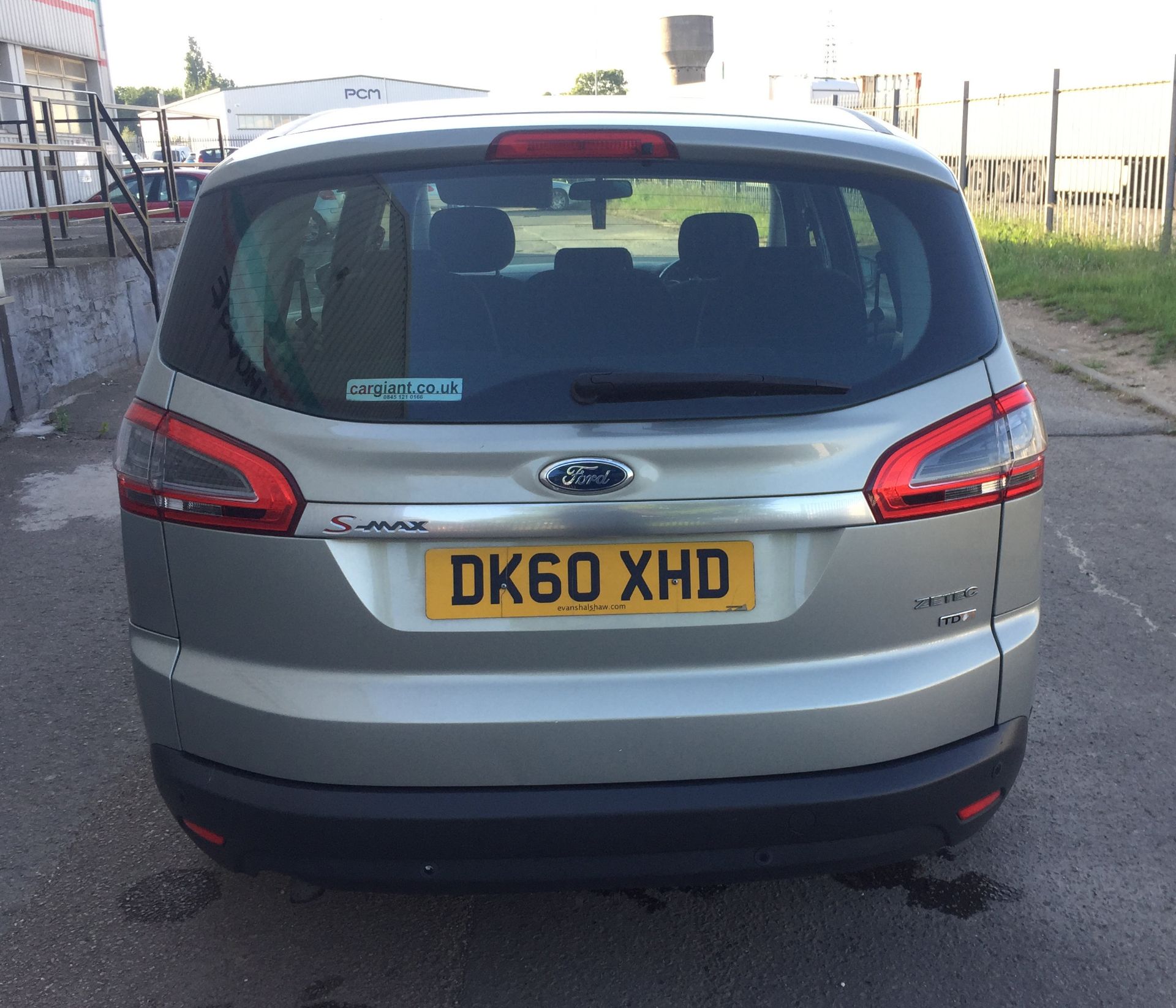 2010 Ford Smax 2.0 TDCI Zetec 5 Door MPV - CL505 - NO VAT ON THE HAMMER - Location: Corby, - Image 9 of 18