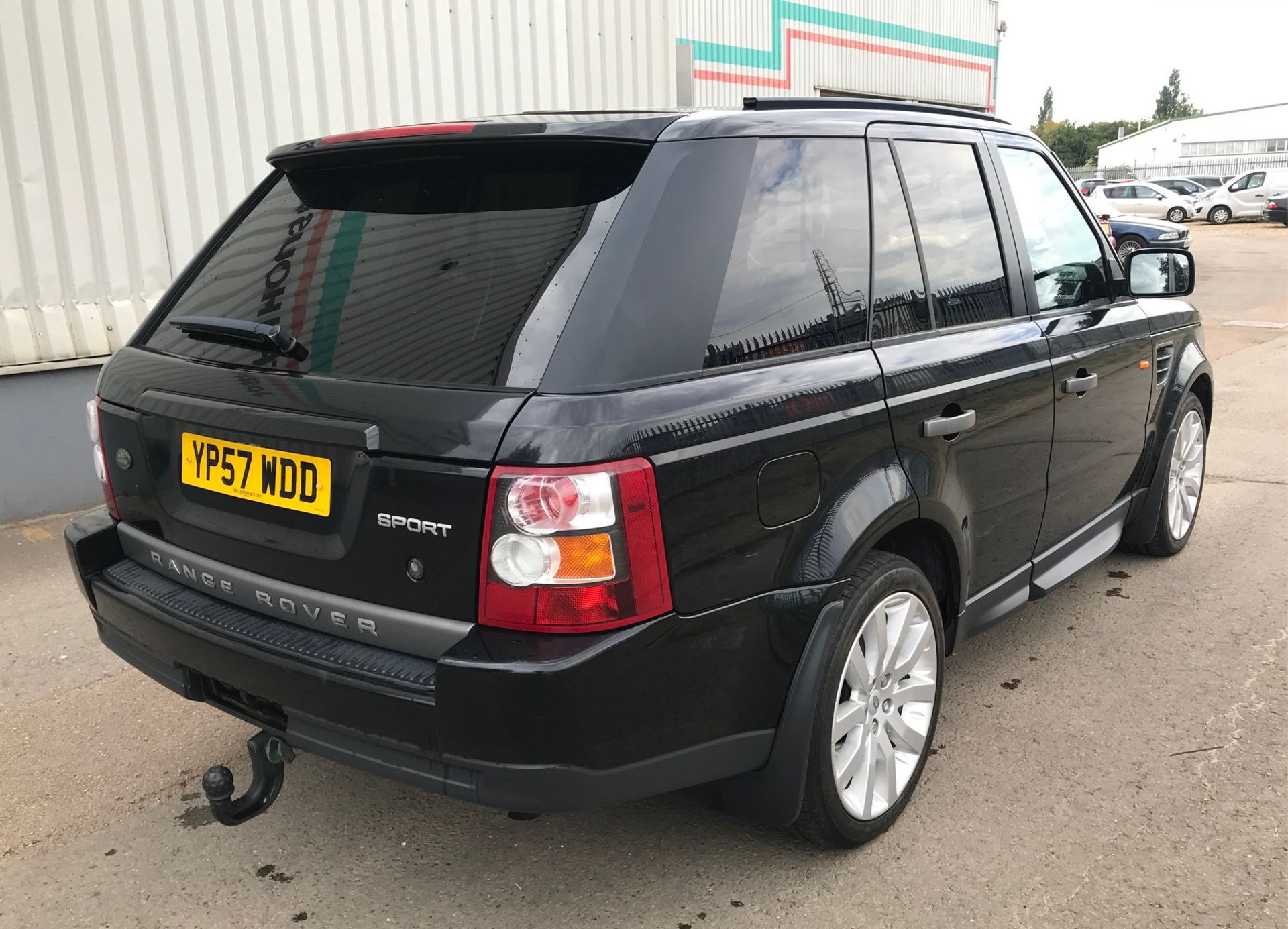 2007 Land Rover Range Rover Sport 2.7 TDV6 5Dr 4x4 - NO VAT ON THE HAMMER - Location: Corby - Image 7 of 15
