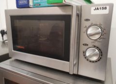 1 x Caterlite Commercial Microwave Oven - CL532 - Ref JA158 - Location: London, EC4N