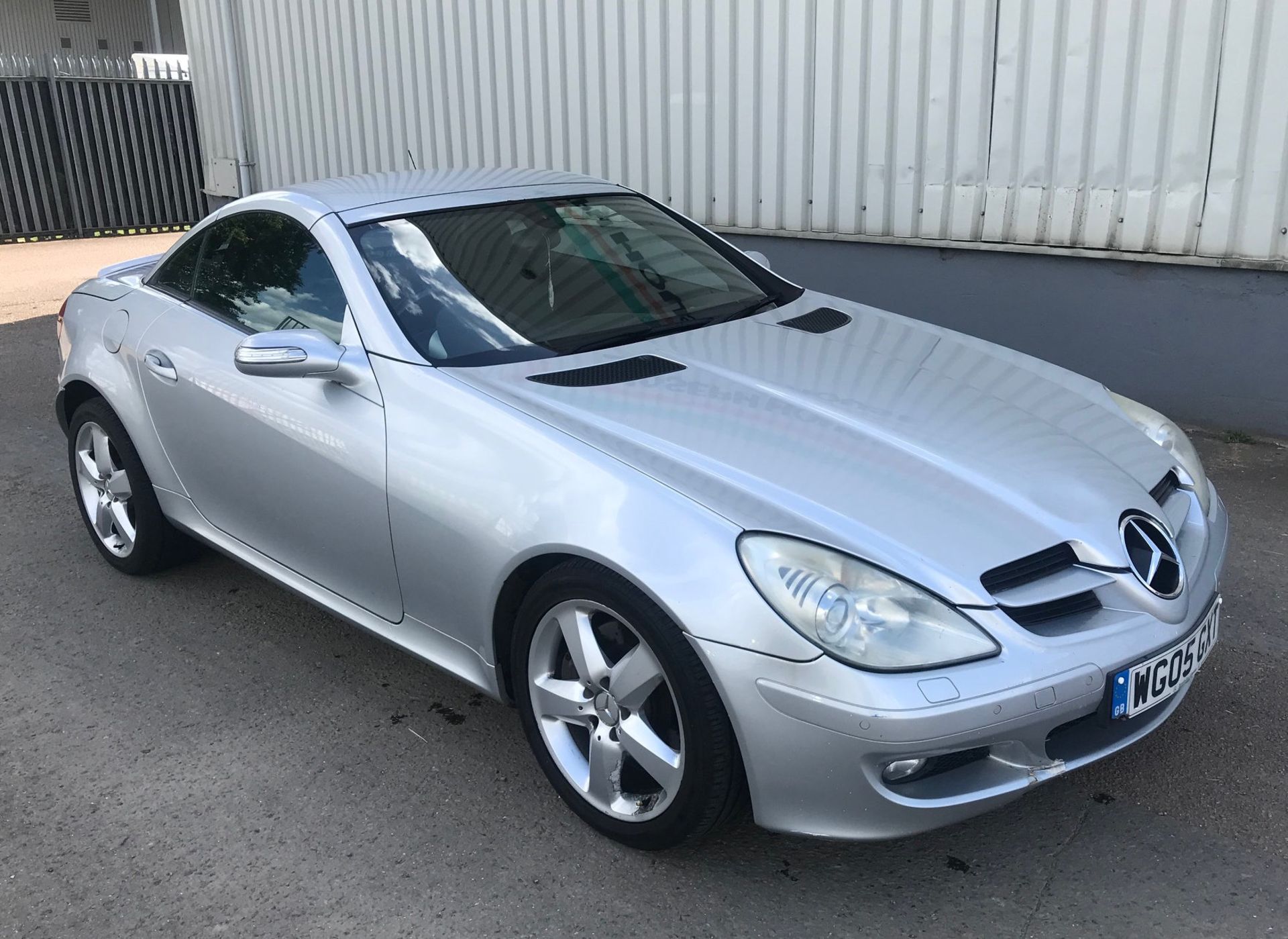 2005 Mercedes SLK 350 2 Dr Convertible - CL505 - NO VAT ON THE HAMMER - Location: Corby, N